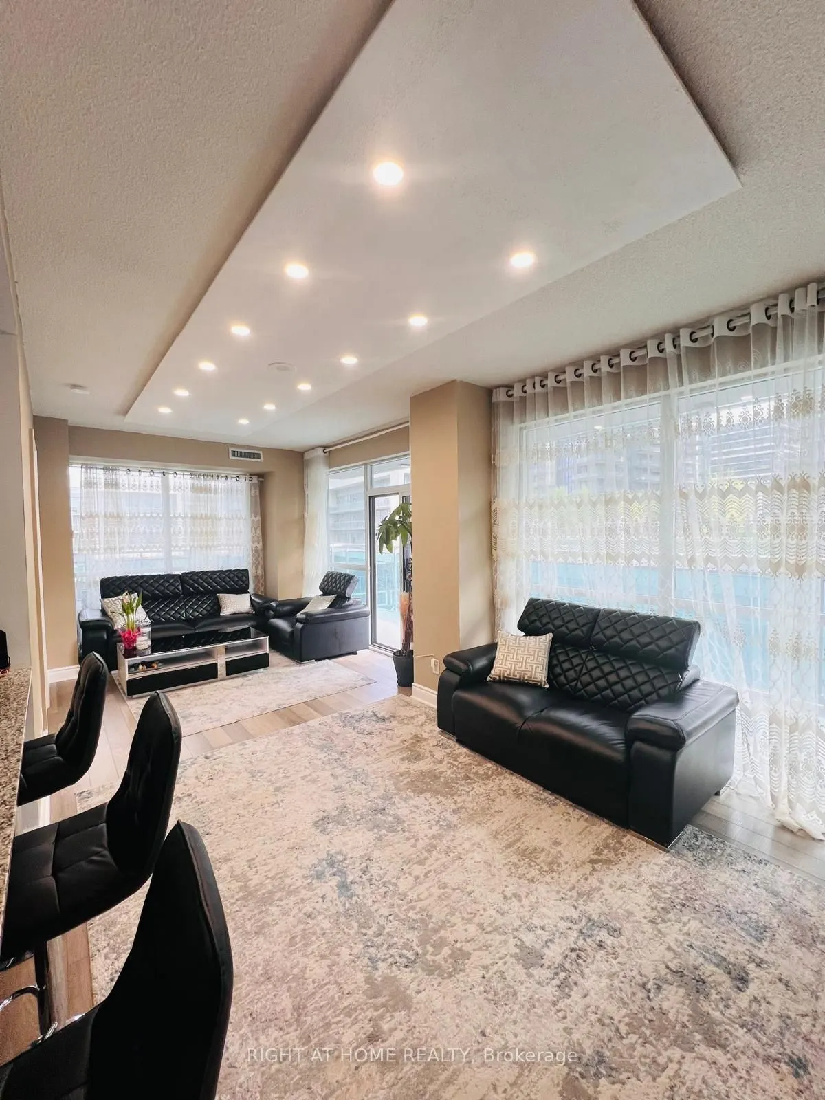 16 Brookers Lane, #216