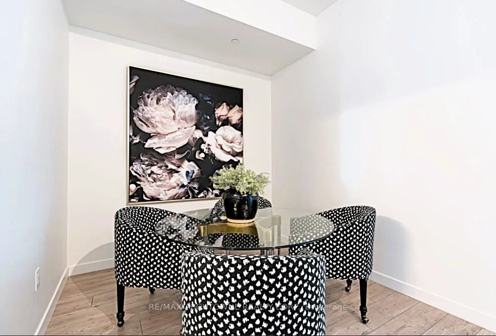 133 Bronte Road, #B0902