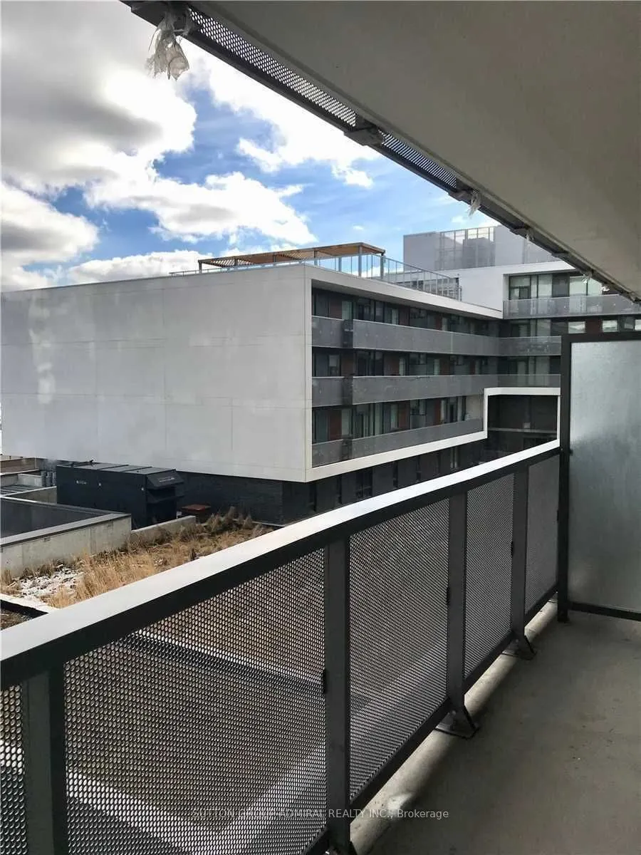 160 Flemington Road, #526