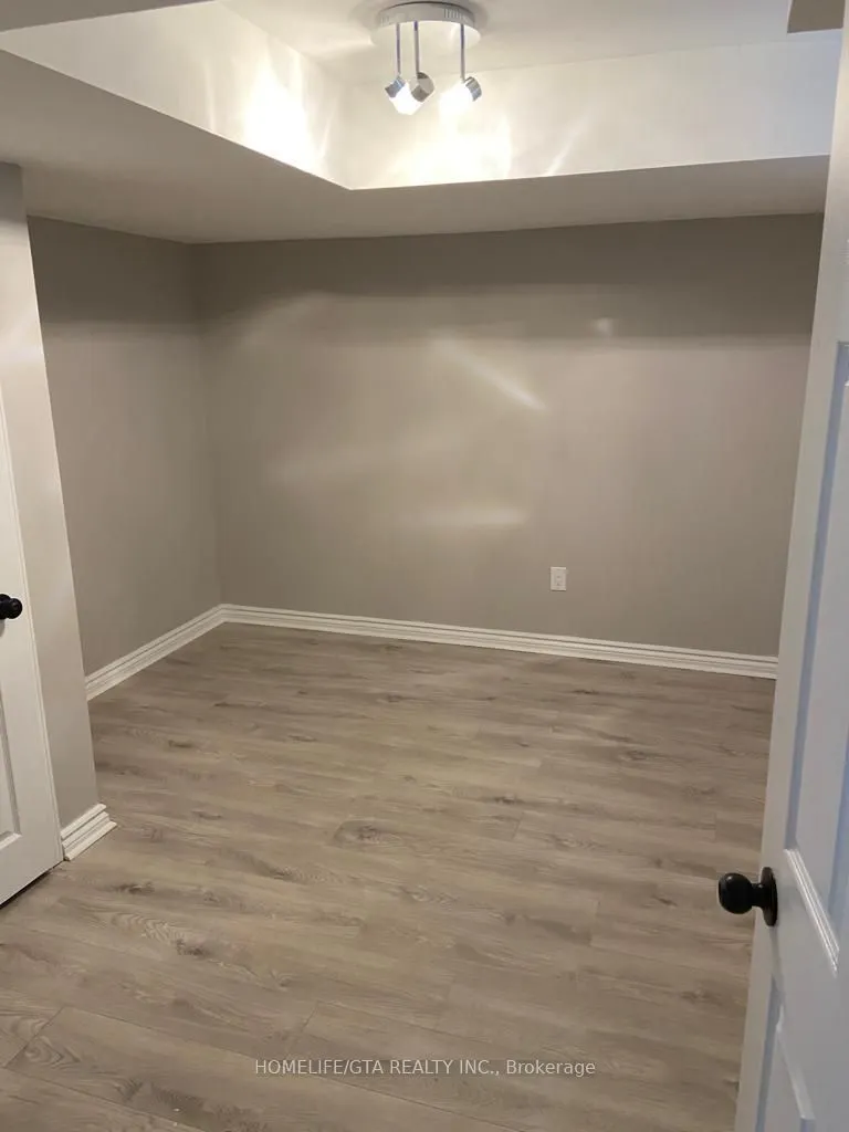 495 Kincardine Terrace, #Basement