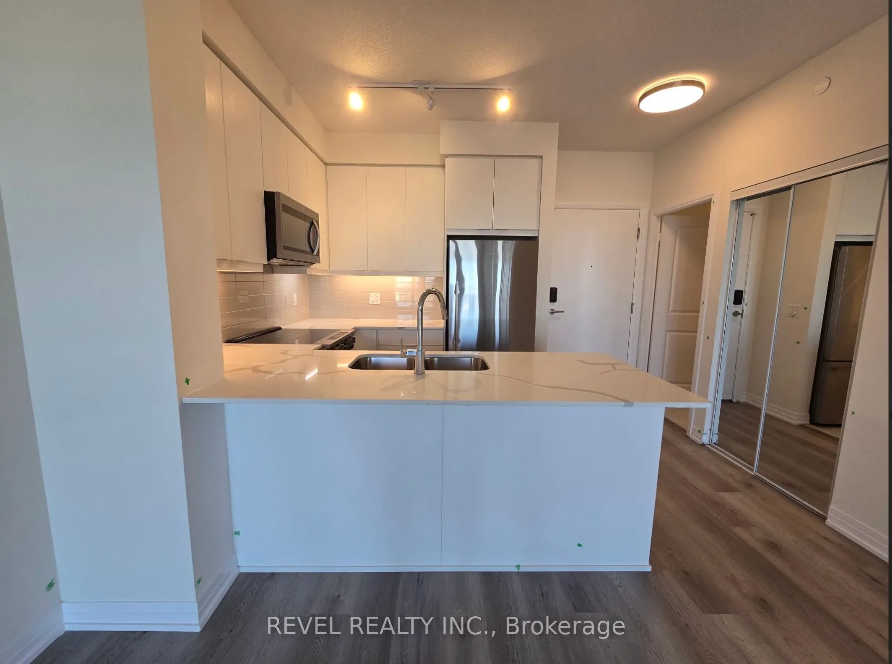 15 Watergarden Drive, #1907