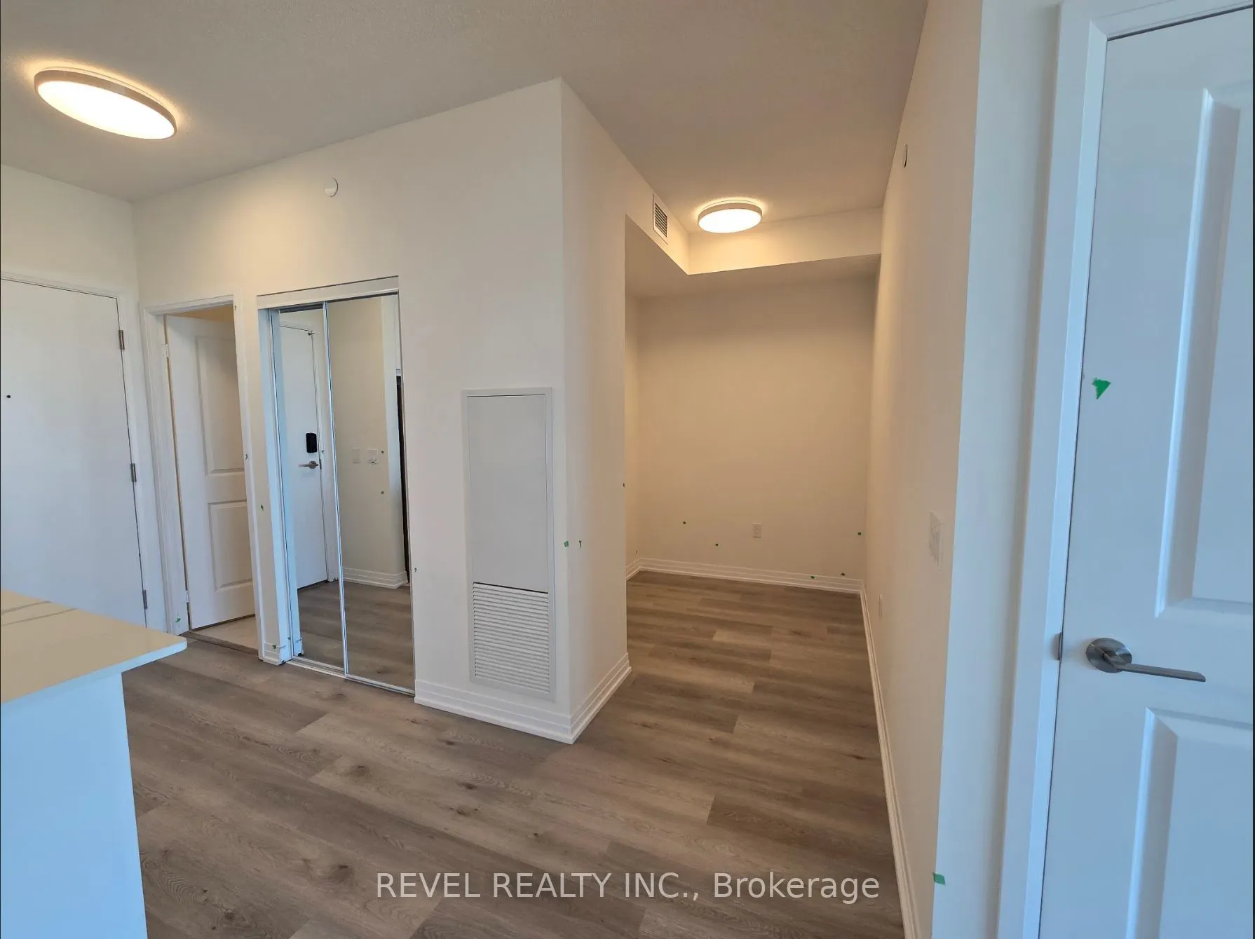15 Watergarden Drive, #1907