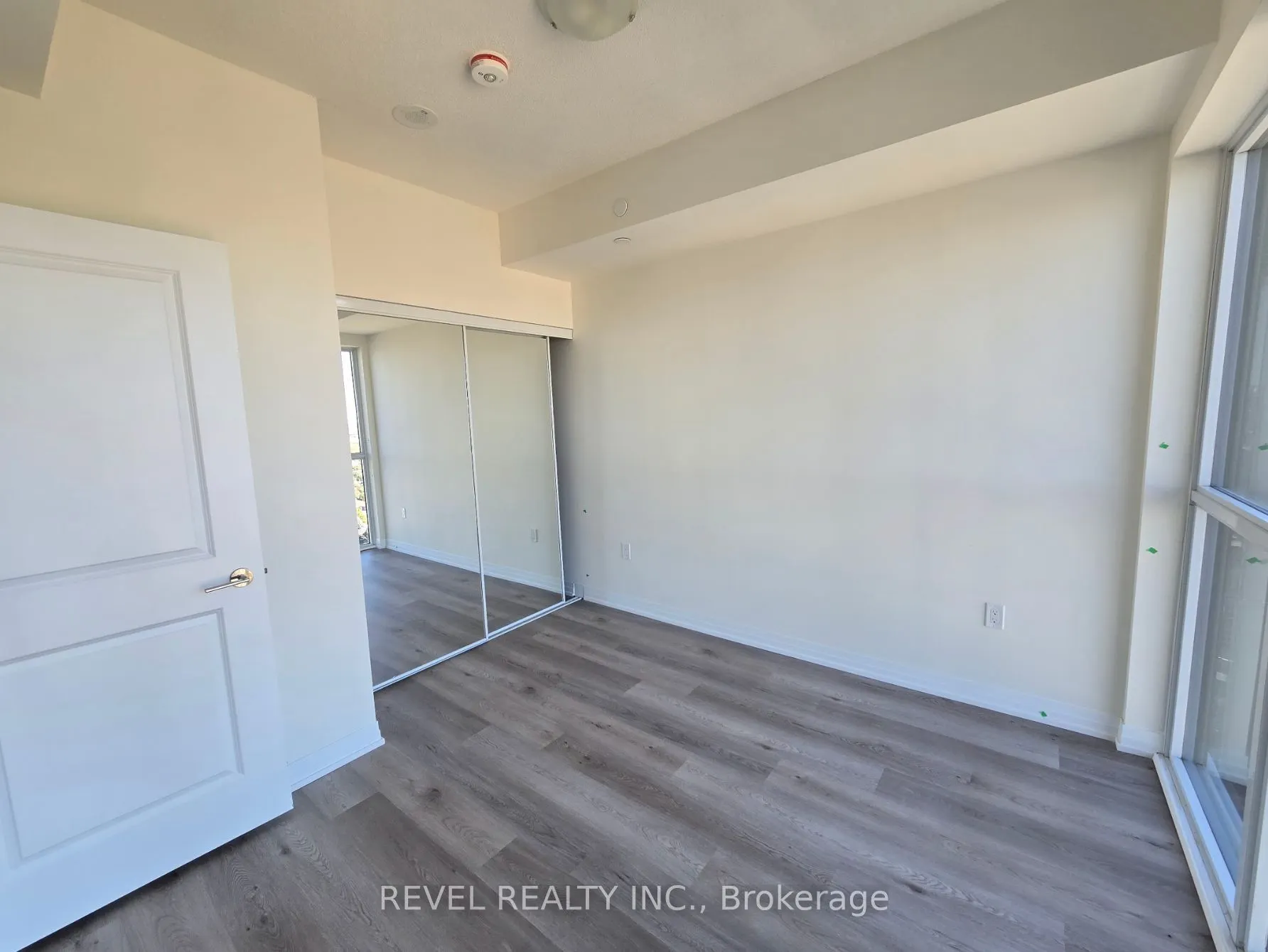 15 Watergarden Drive, #1907