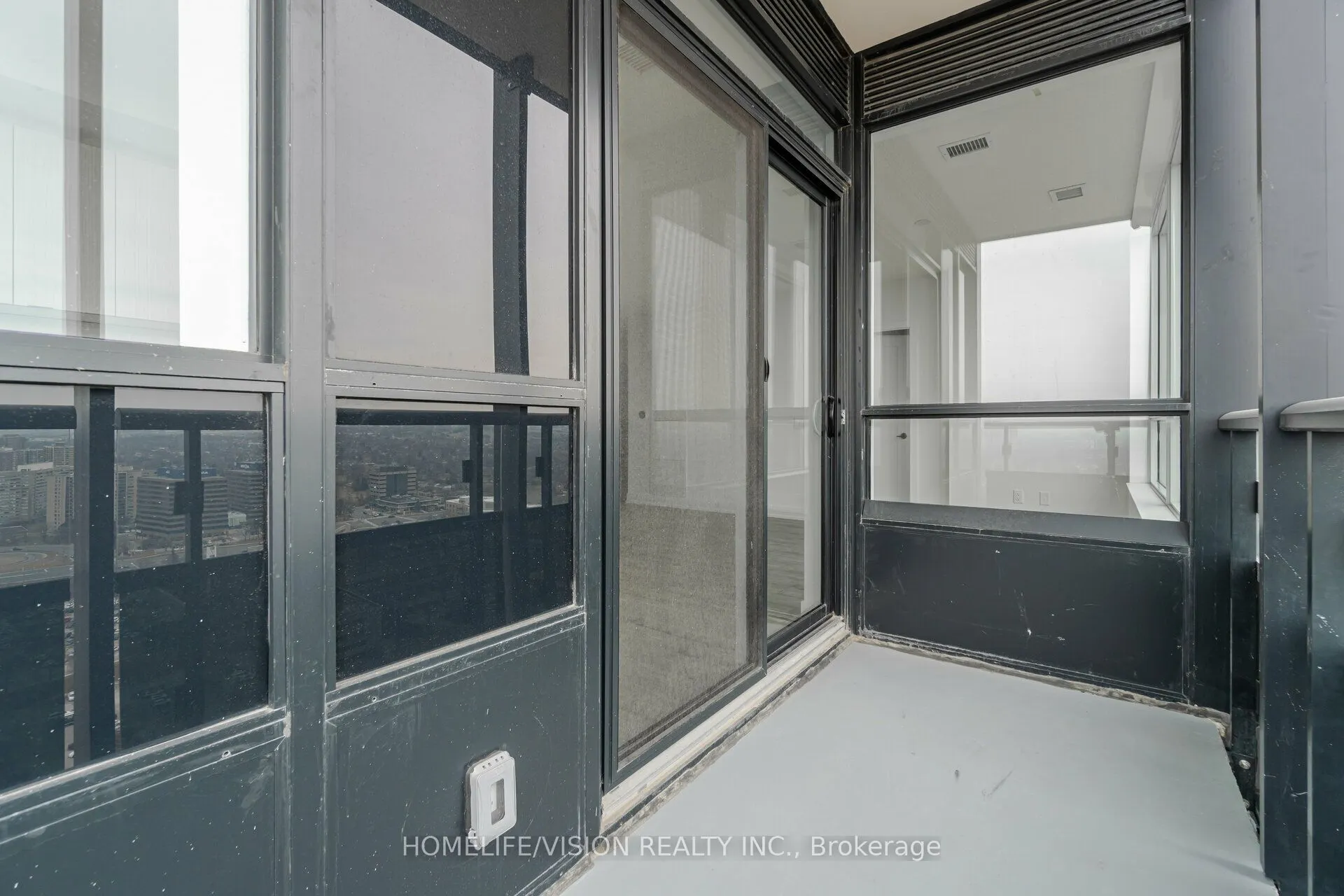 10 Eva Road, #PH06