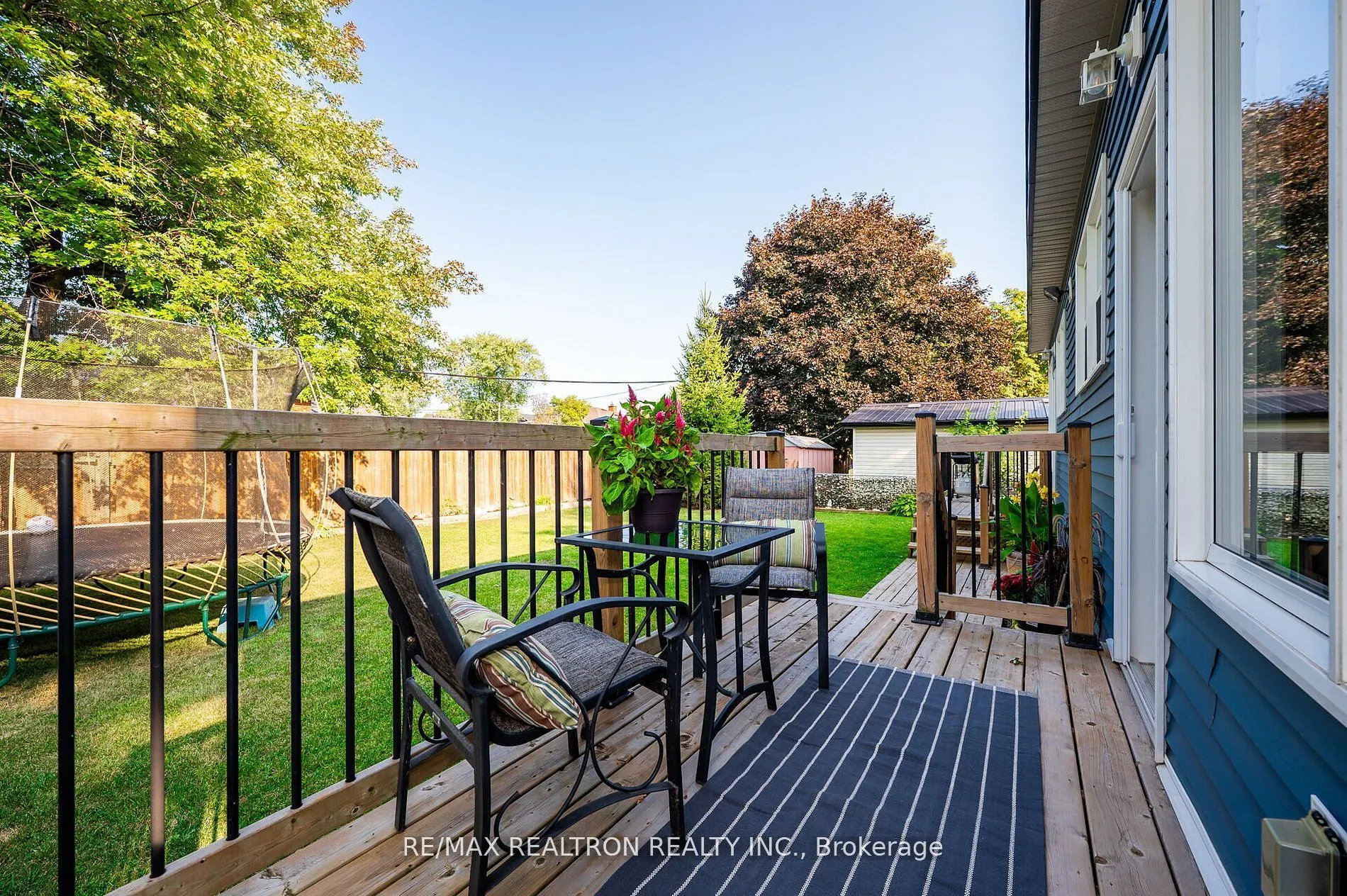 5472 Randolph Crescent