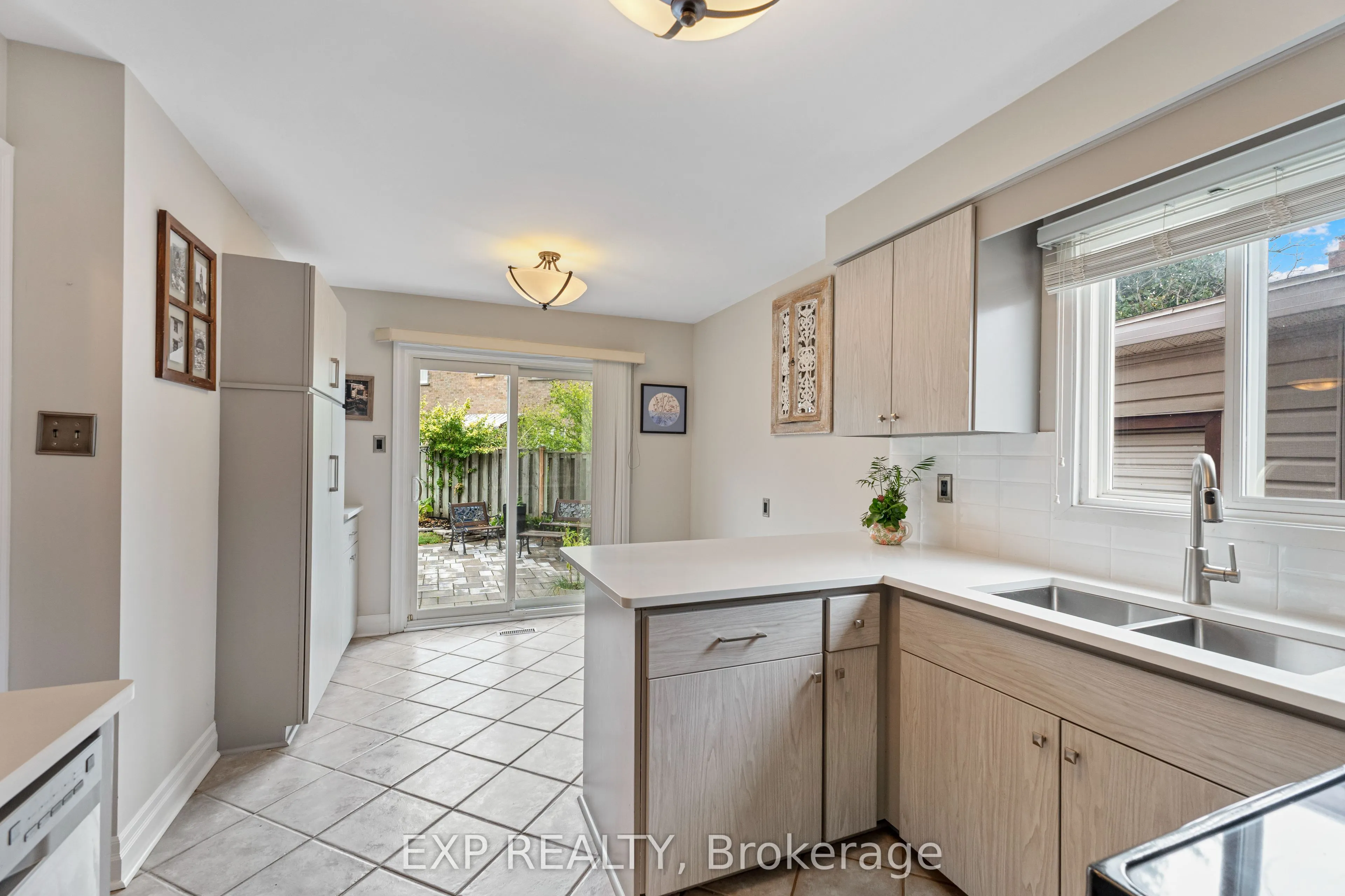 3 Stillwater Crescent