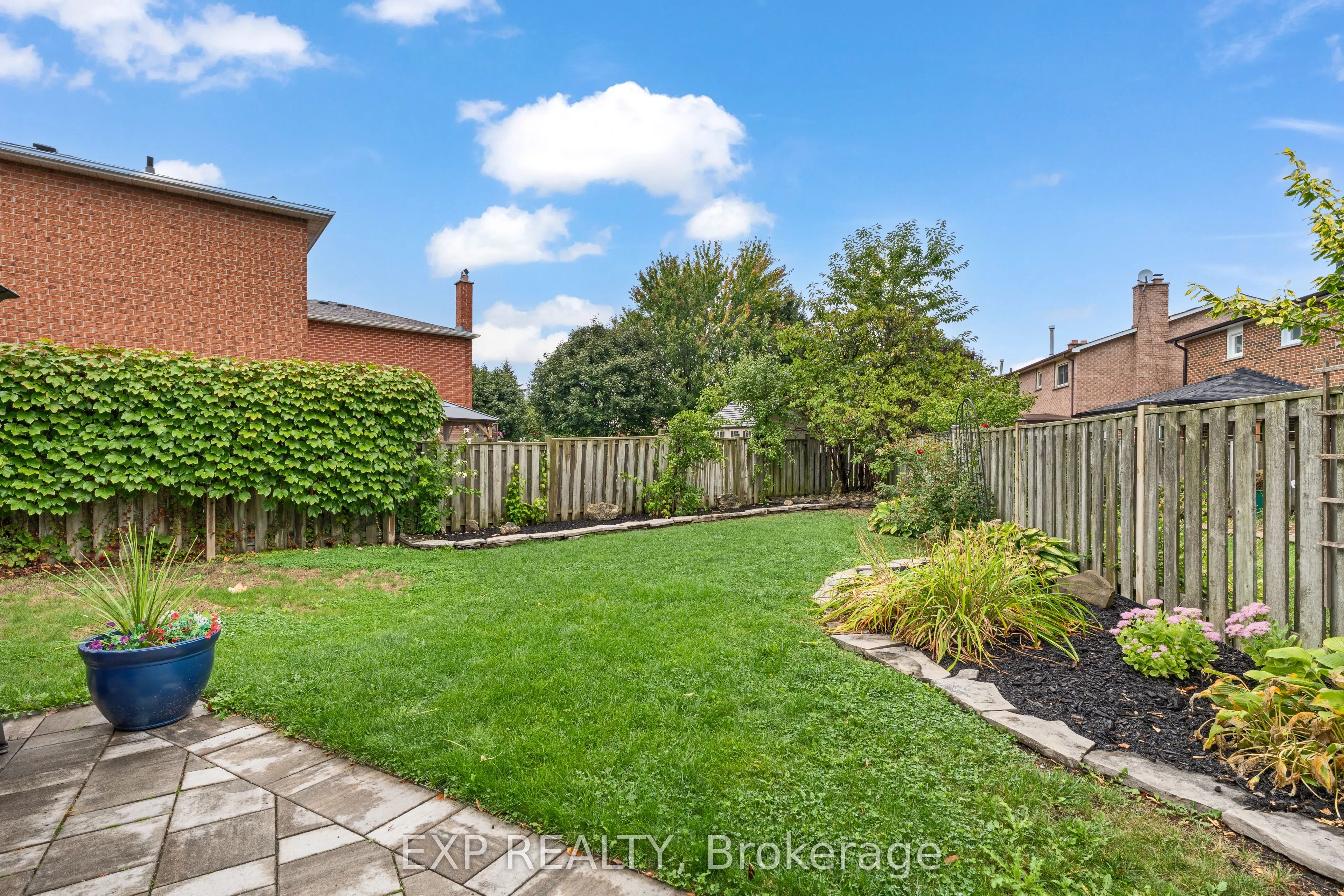 3 Stillwater Crescent