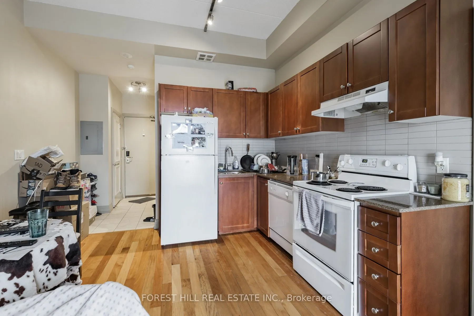 2737 Keele Street, #215