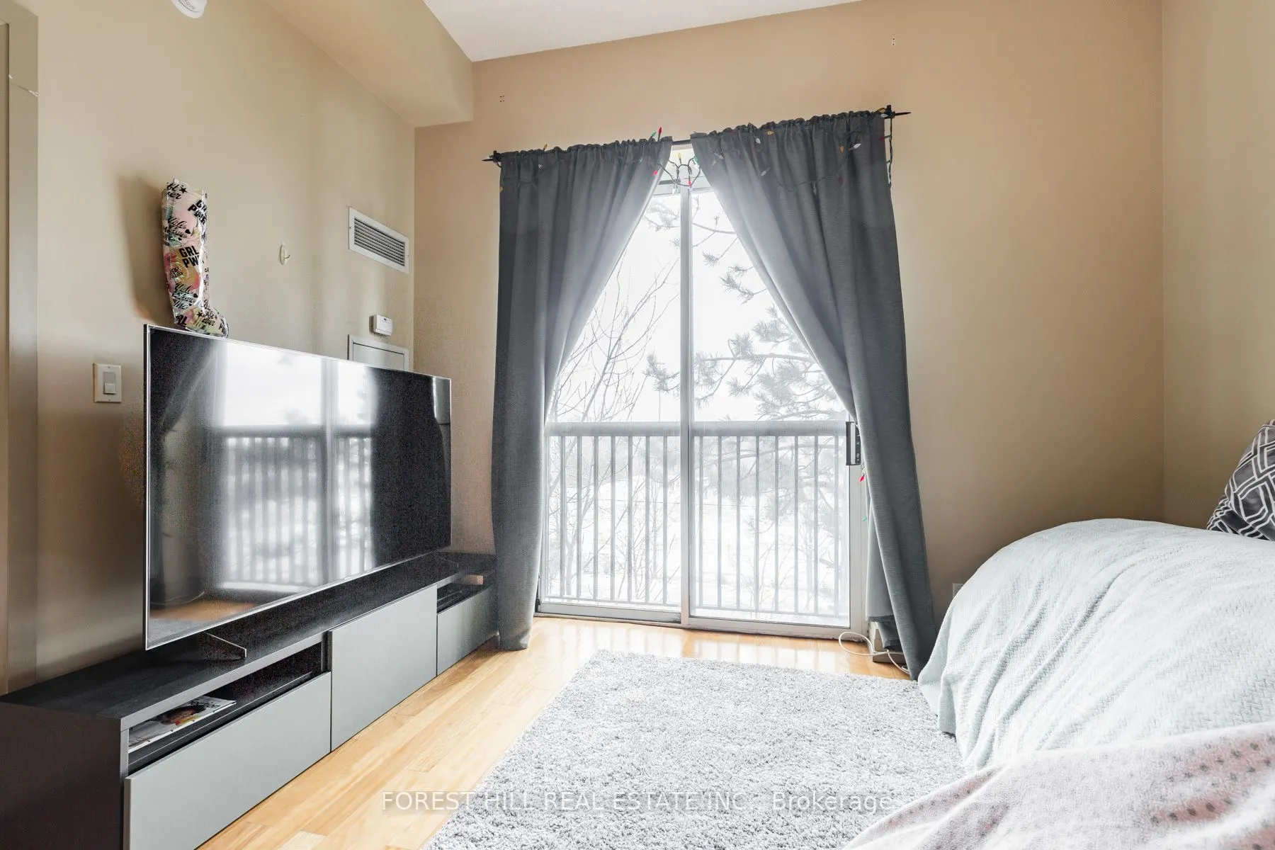 2737 Keele Street, #215