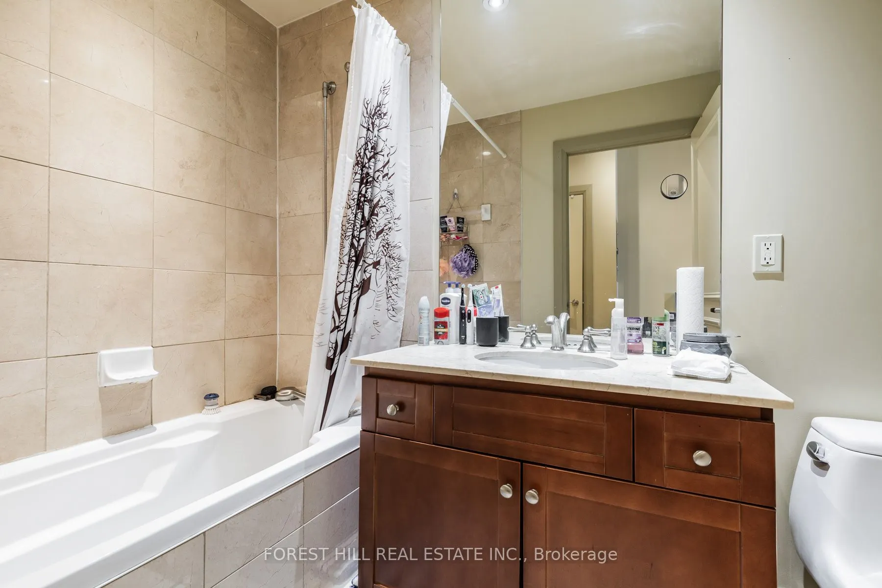 2737 Keele Street, #215
