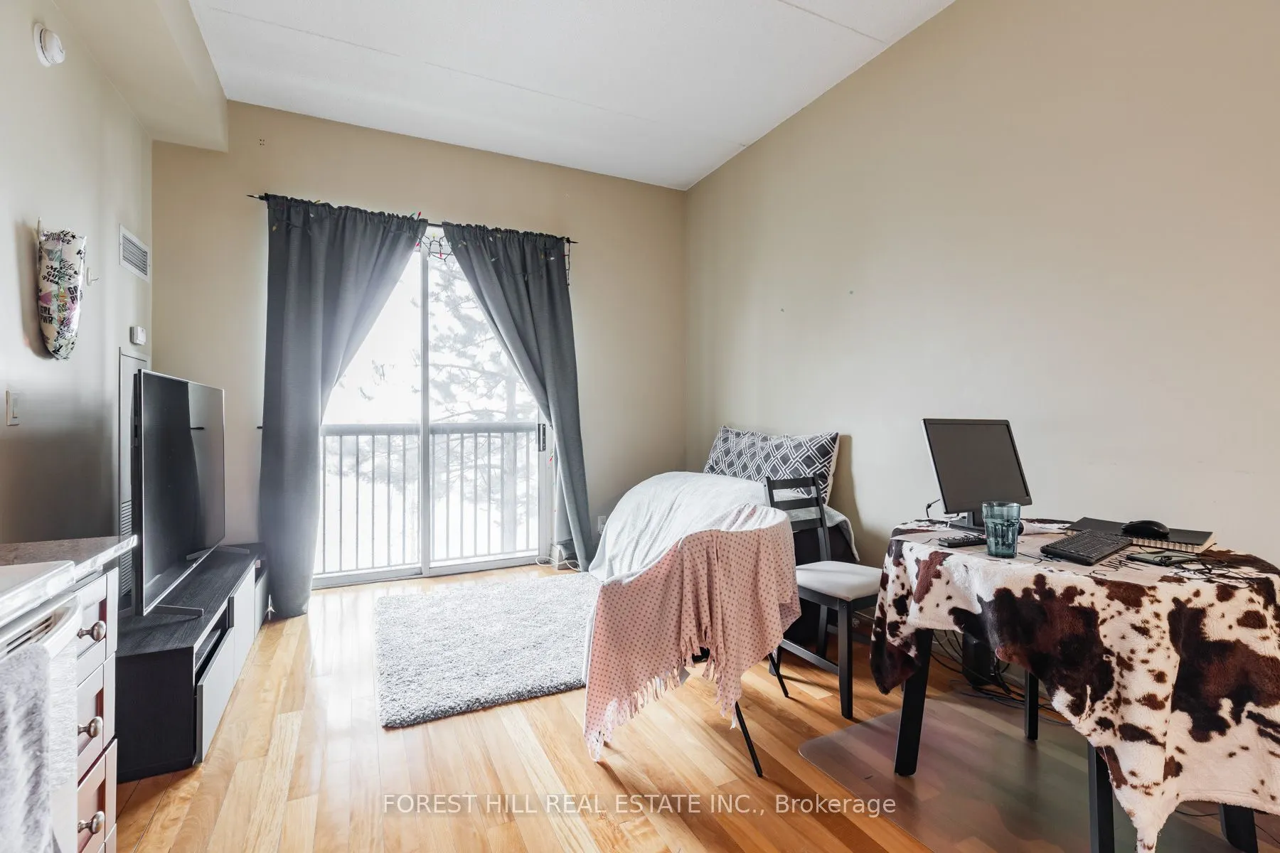 2737 Keele Street, #215