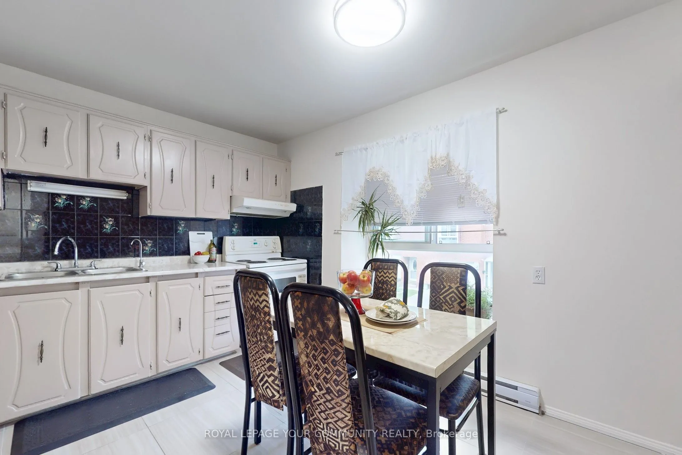42 John Cabot Way, #72