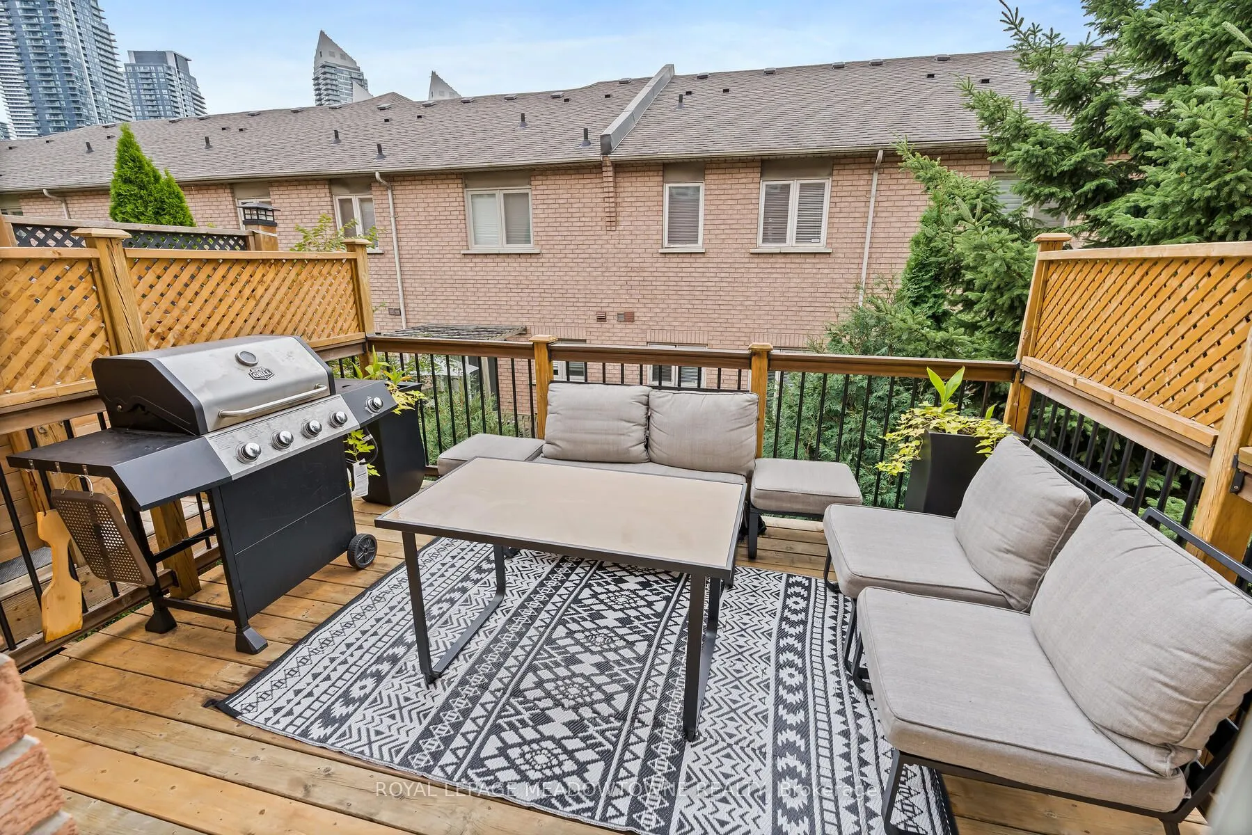 139 Harbourview Crescent