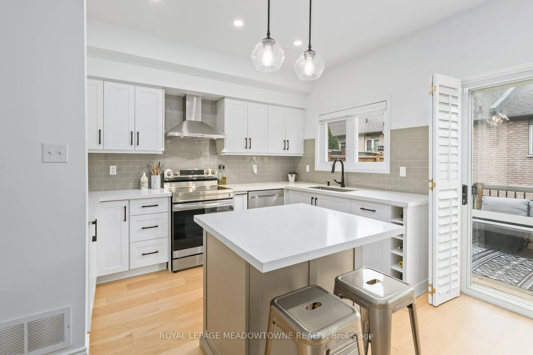 139 Harbourview Crescent