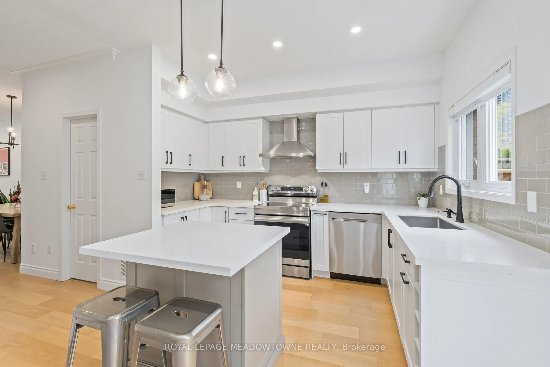 139 Harbourview Crescent
