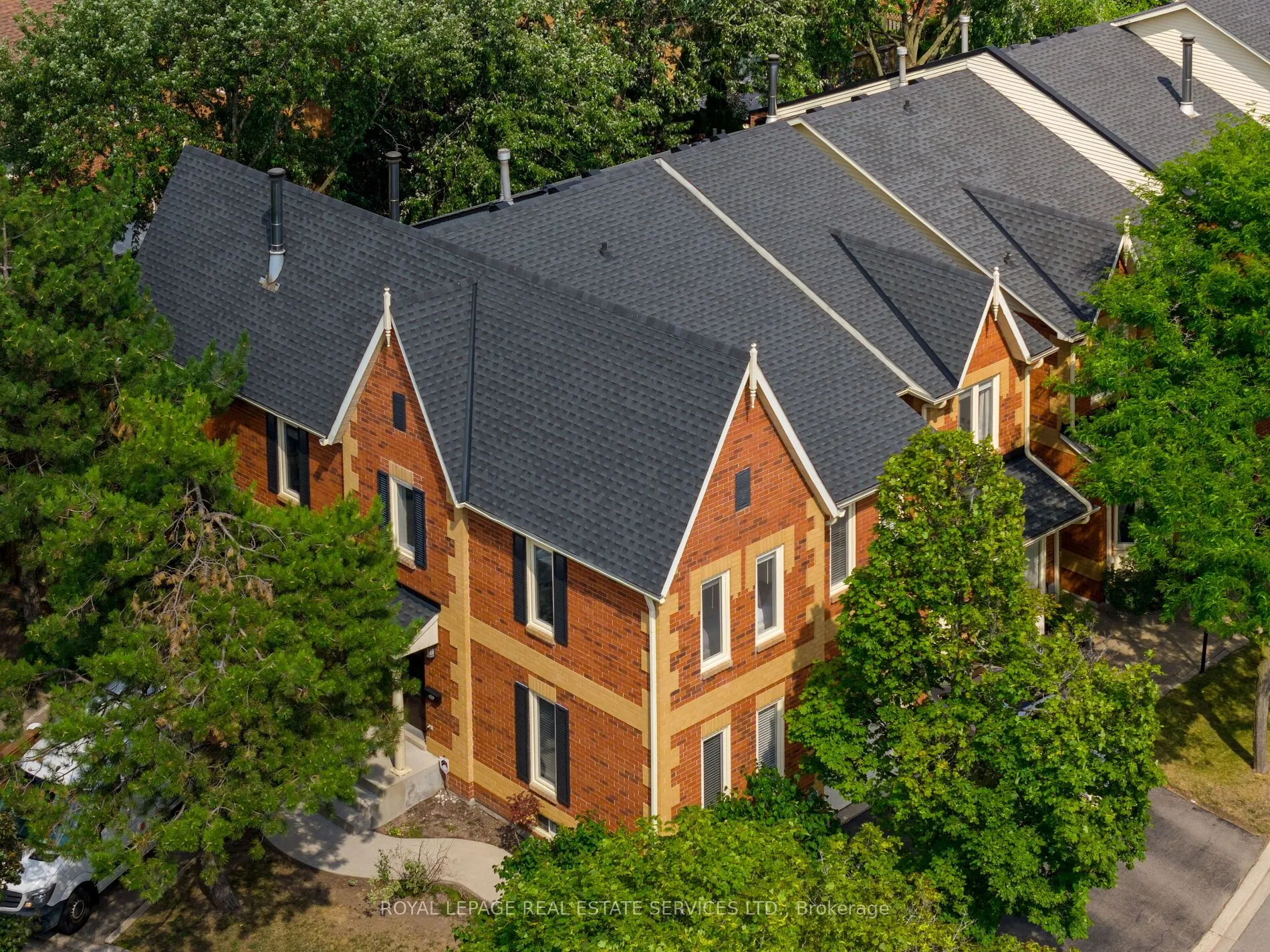 2006 Glenada Crescent, #7