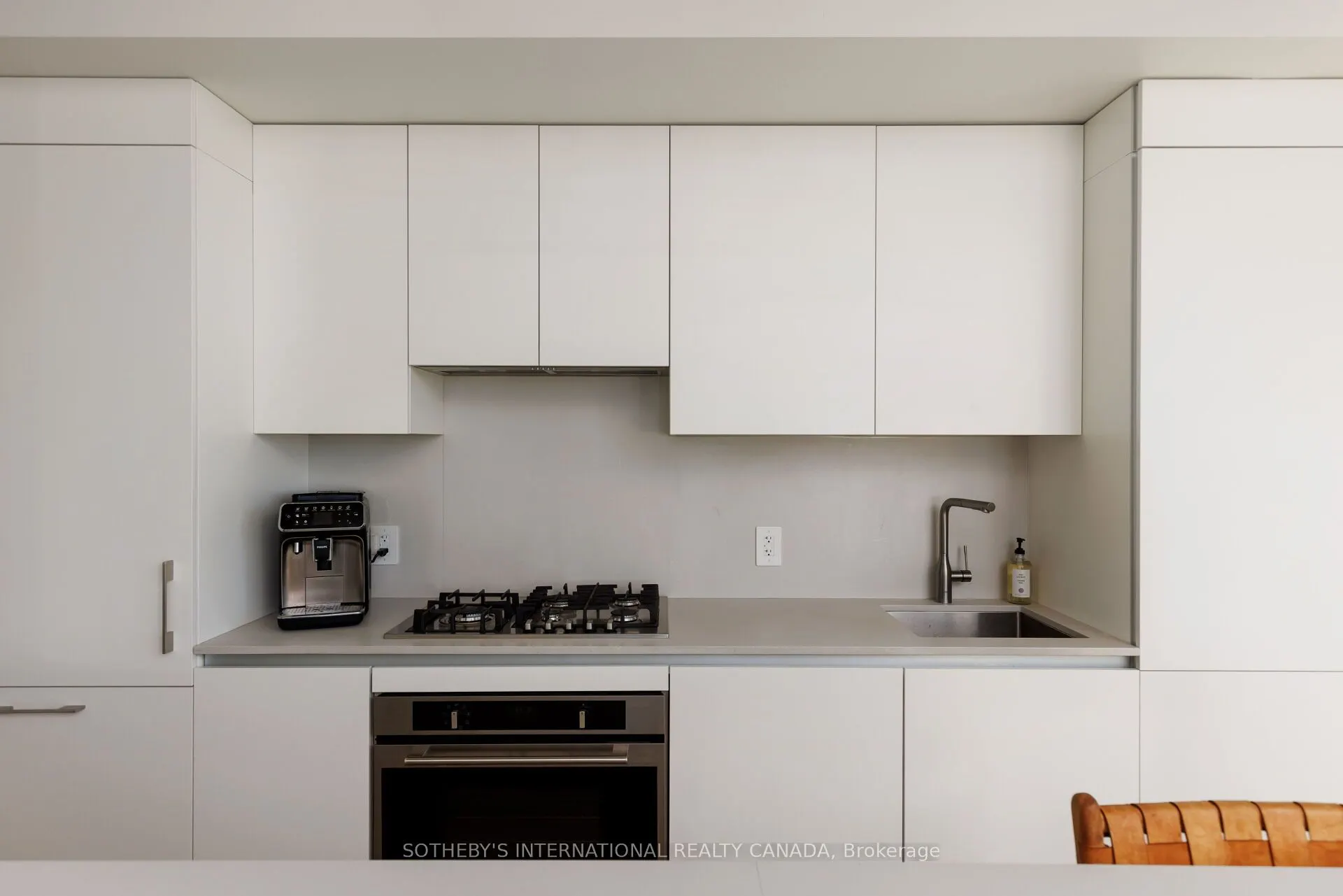 2720 Dundas Street W, #903