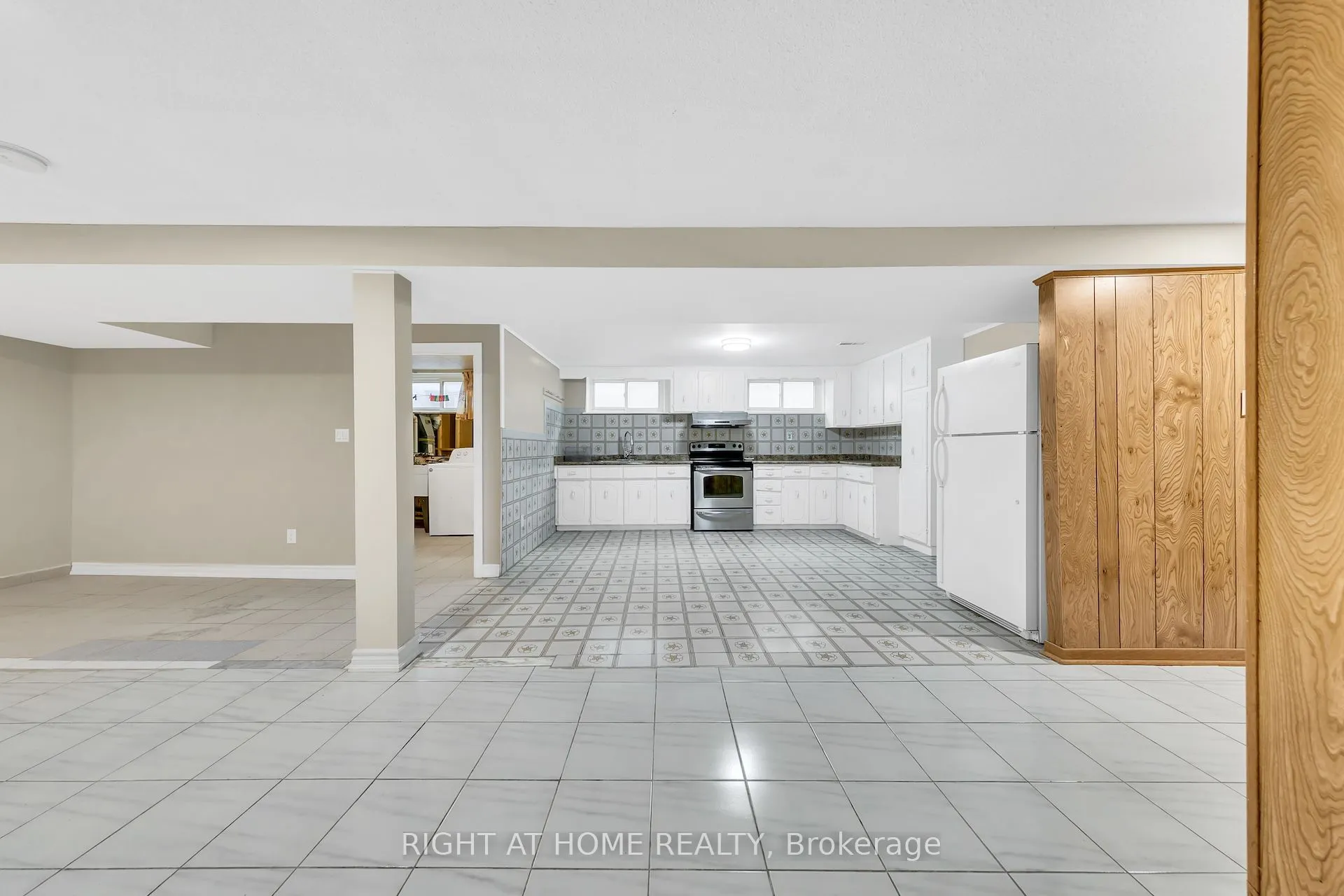 422 Maple Leaf Drive