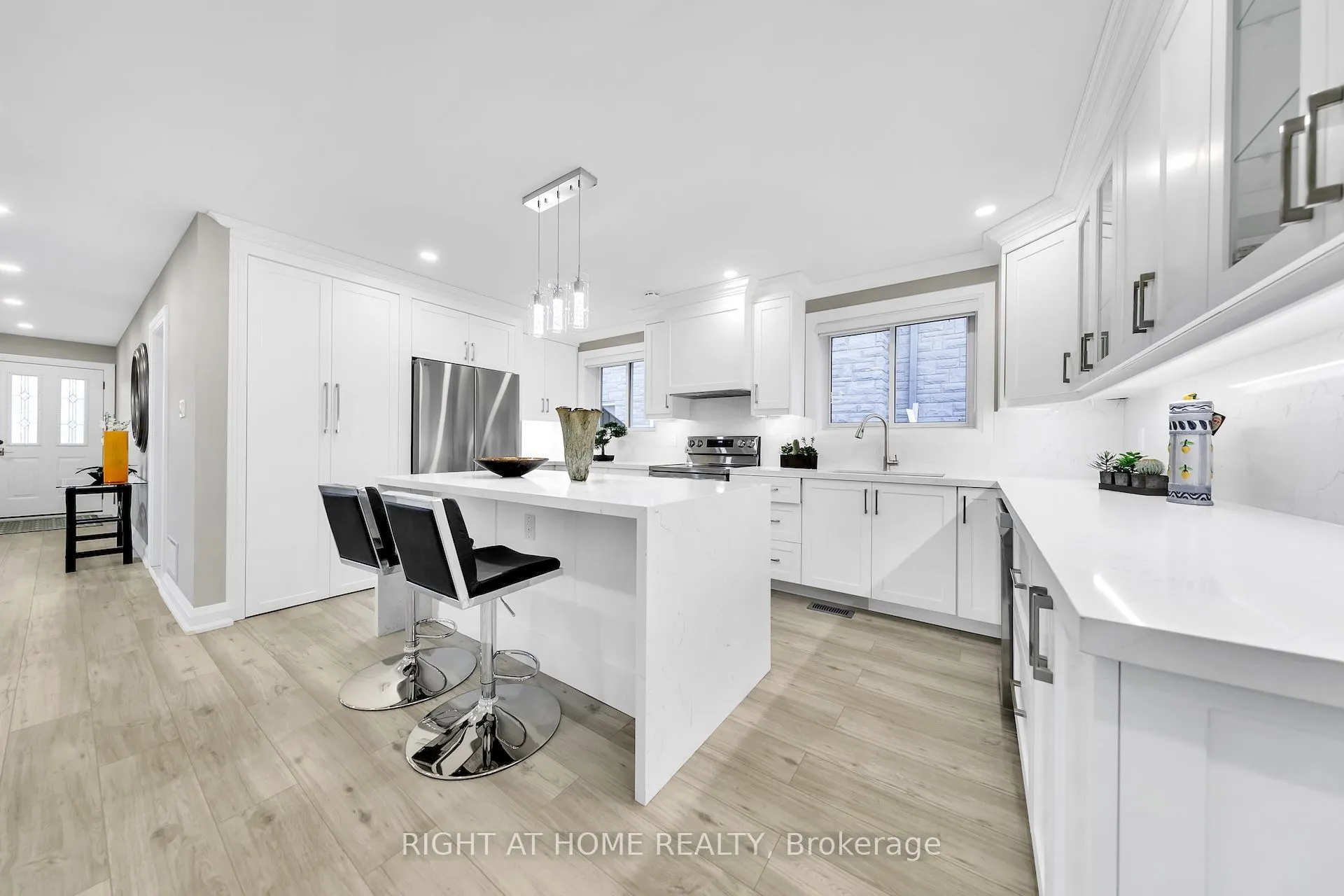 422 Maple Leaf Drive