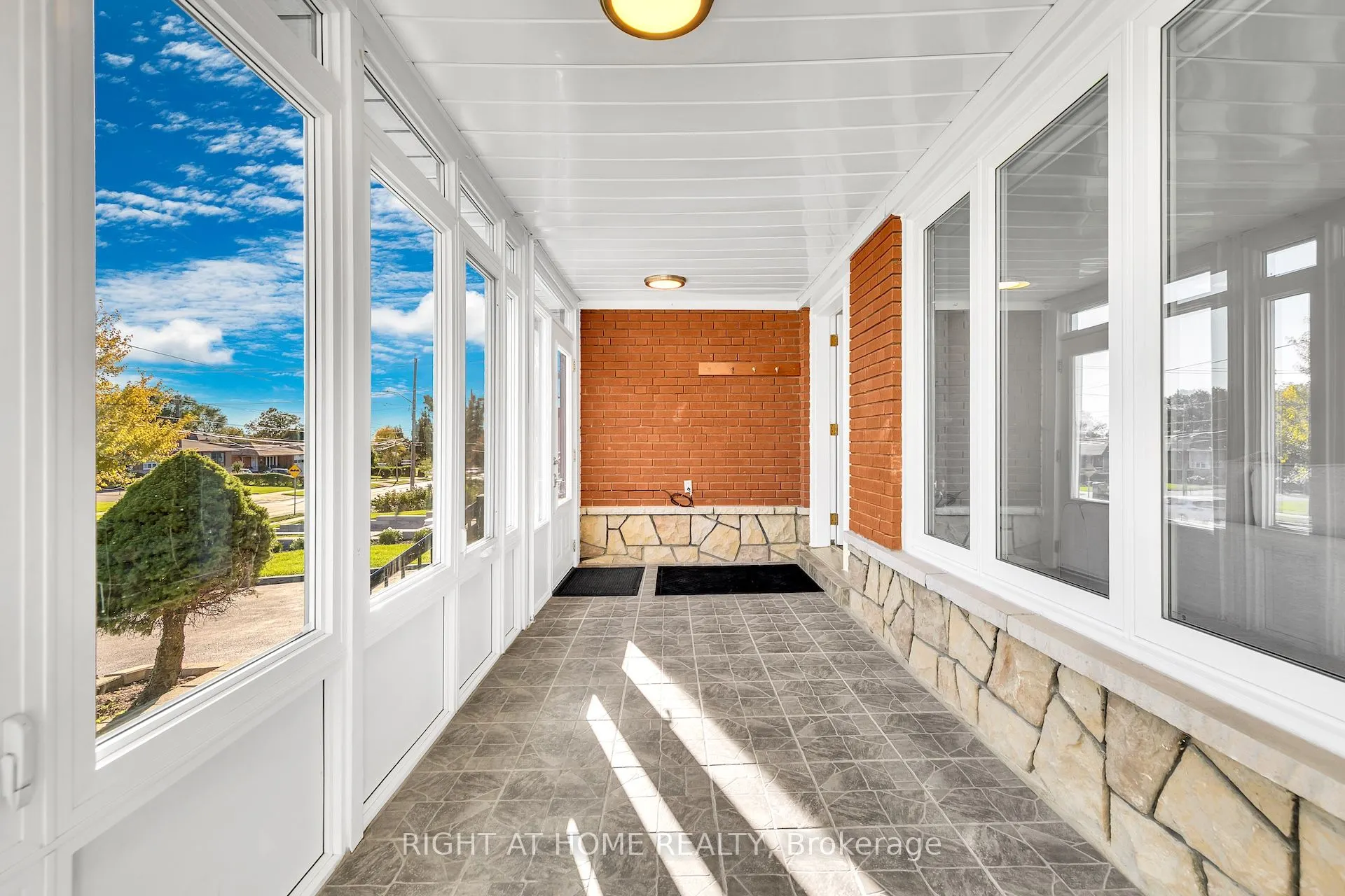 422 Maple Leaf Drive