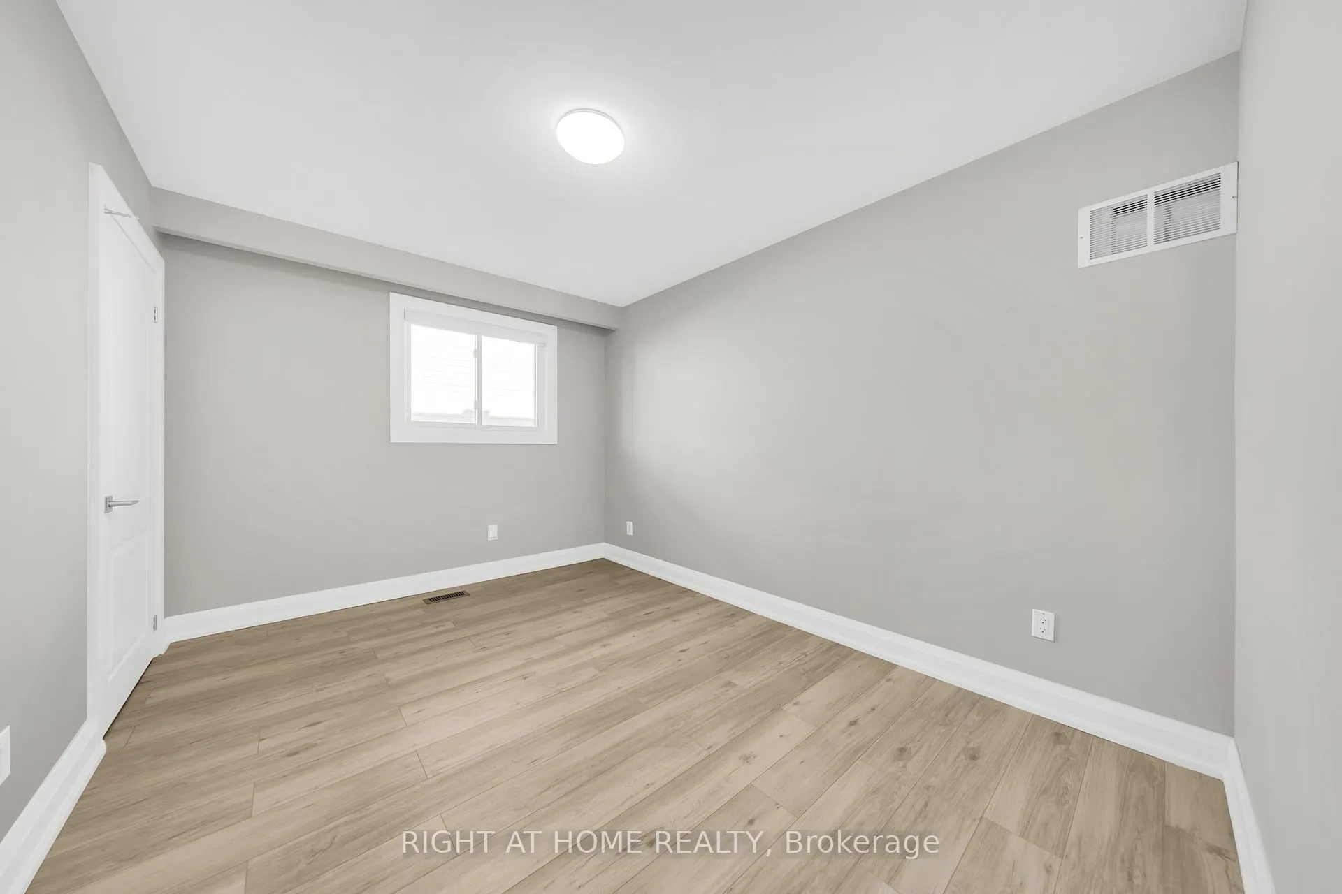 422 Maple Leaf Drive