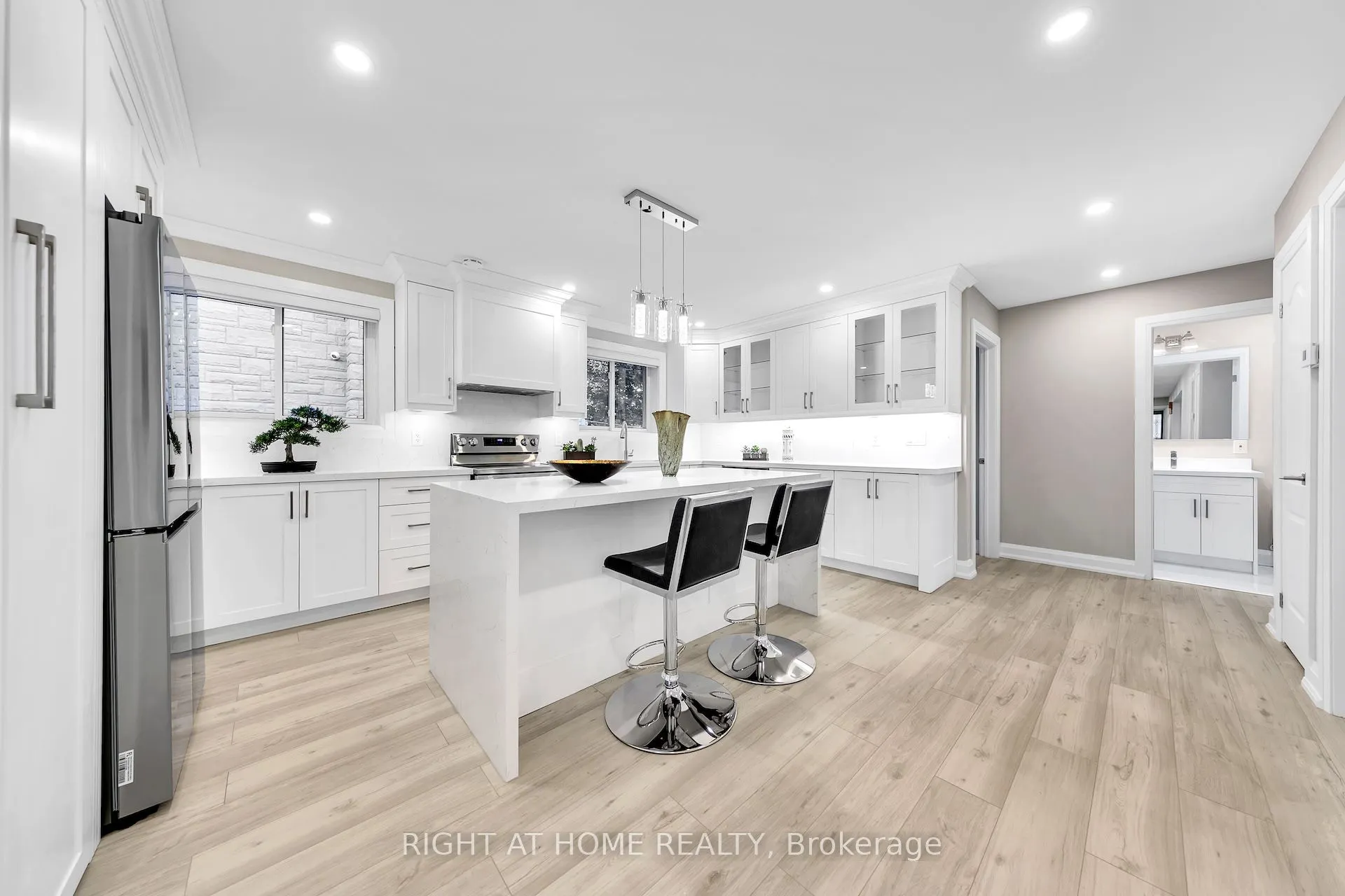 422 Maple Leaf Drive