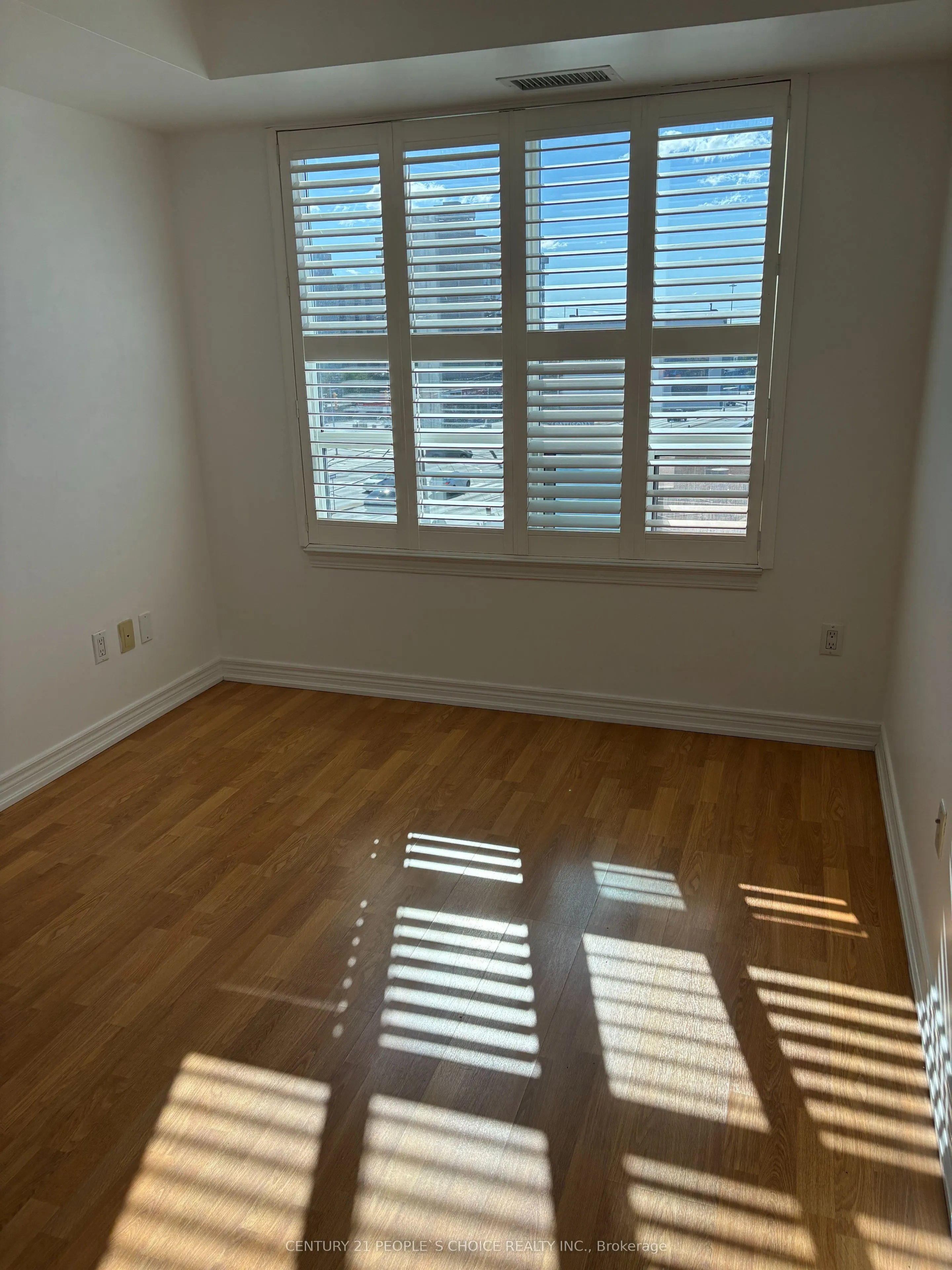 2772 keele Street W, #408