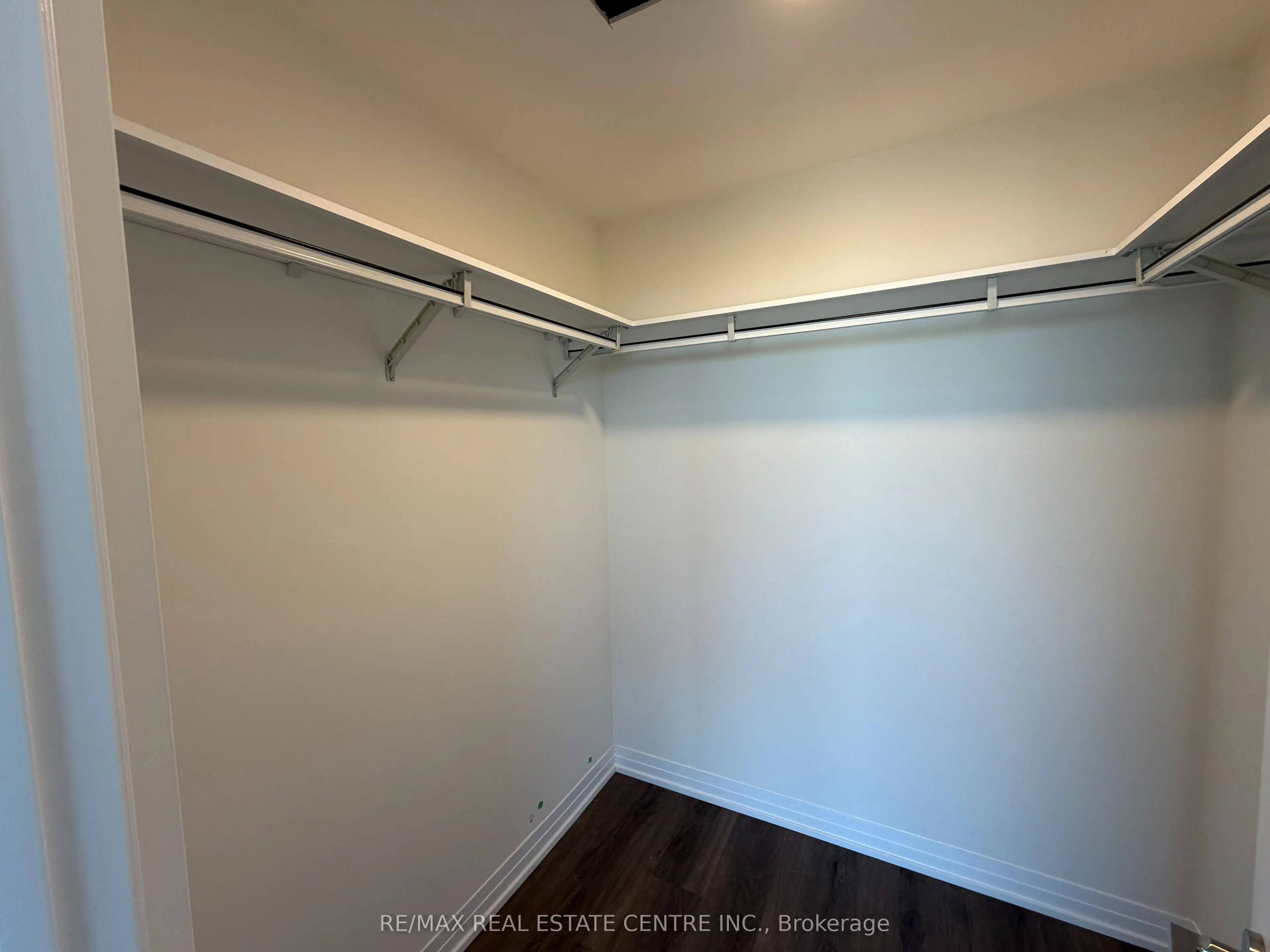 15 Watergarden Drive, #1708