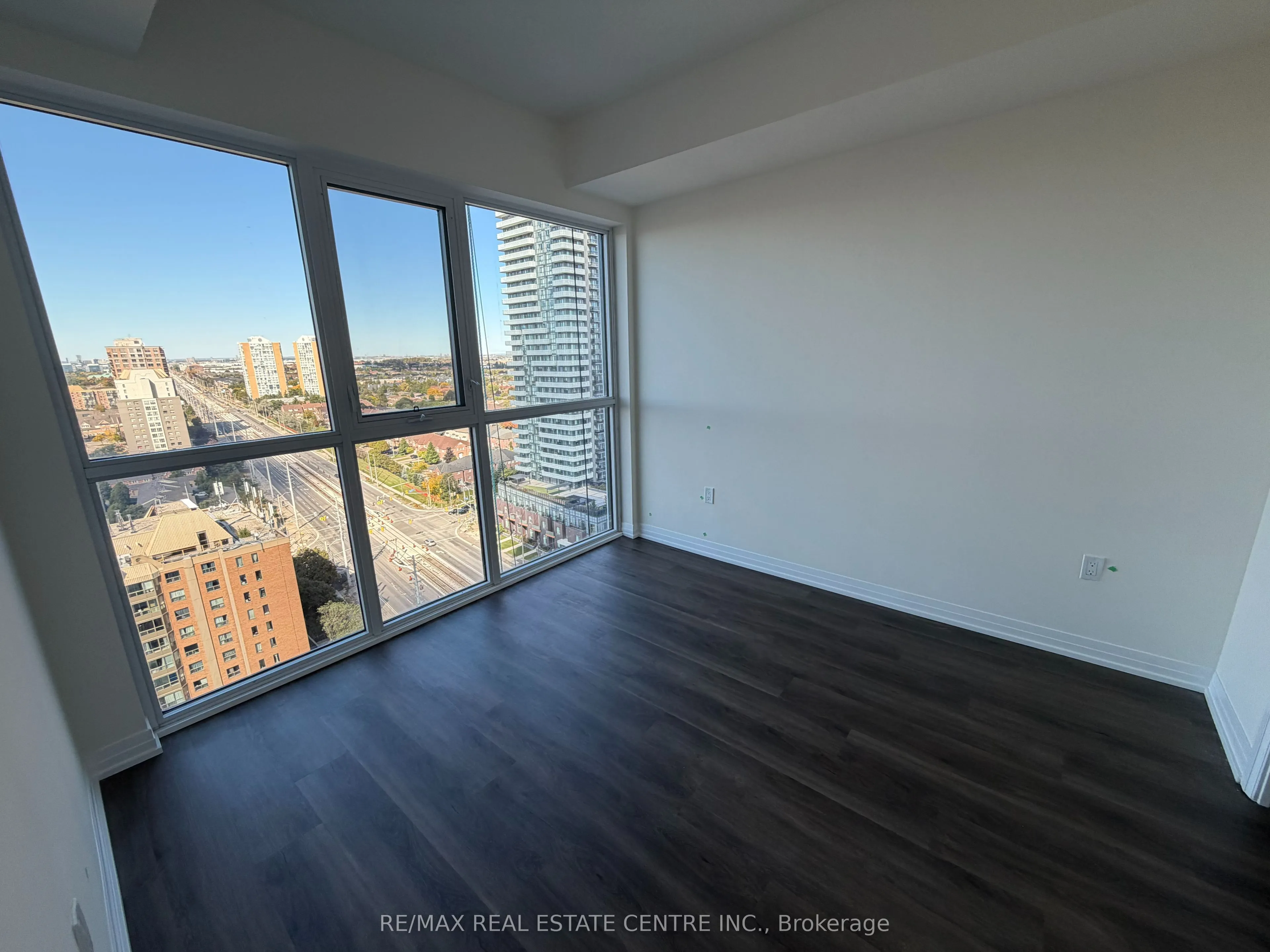 15 Watergarden Drive, #1708