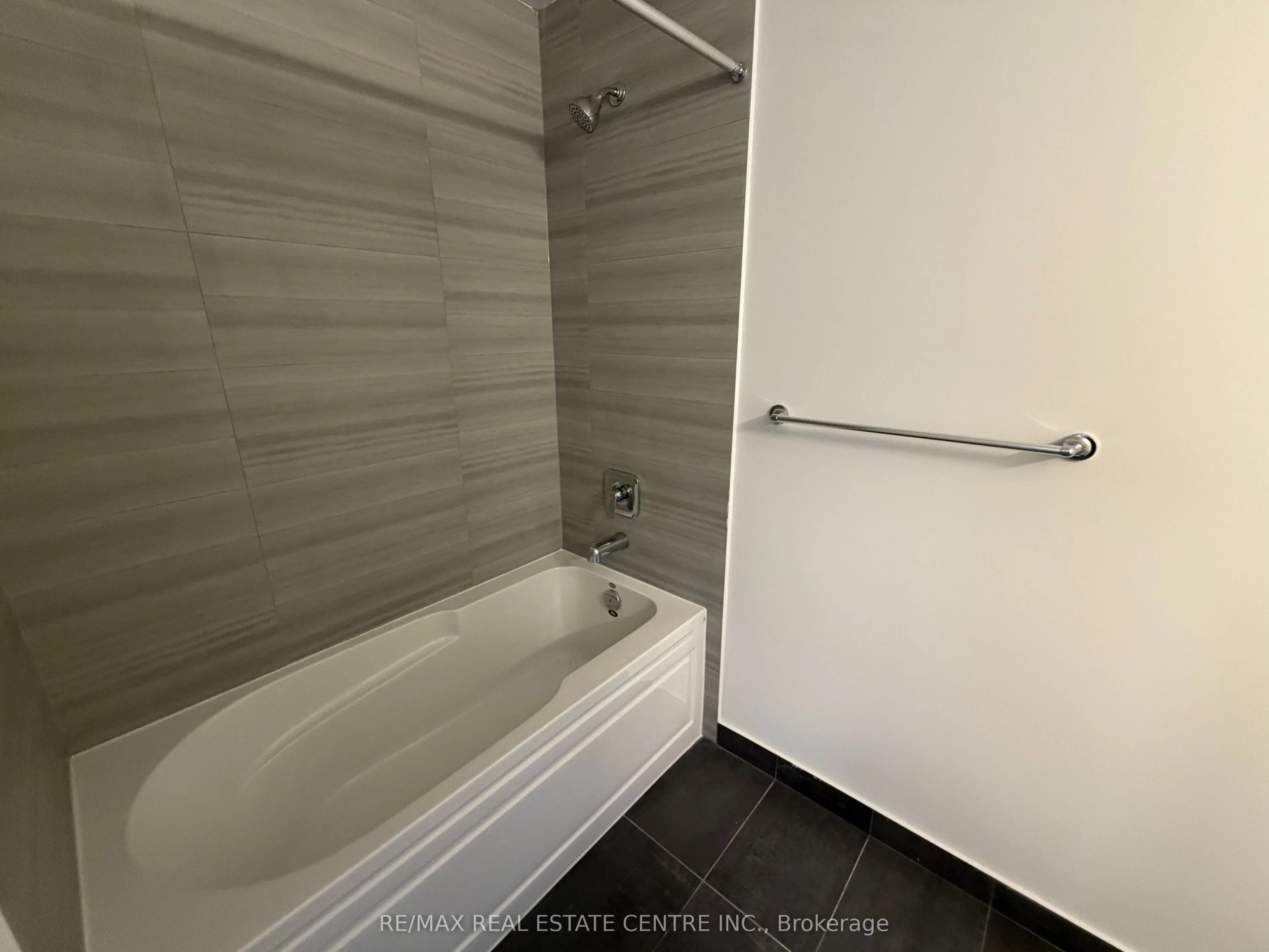 15 Watergarden Drive, #1708
