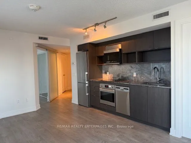 7 Mabelle Avenue, #604