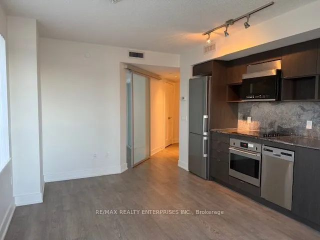 7 Mabelle Avenue, #604