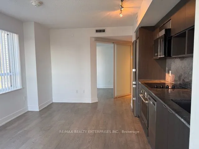 7 Mabelle Avenue, #604