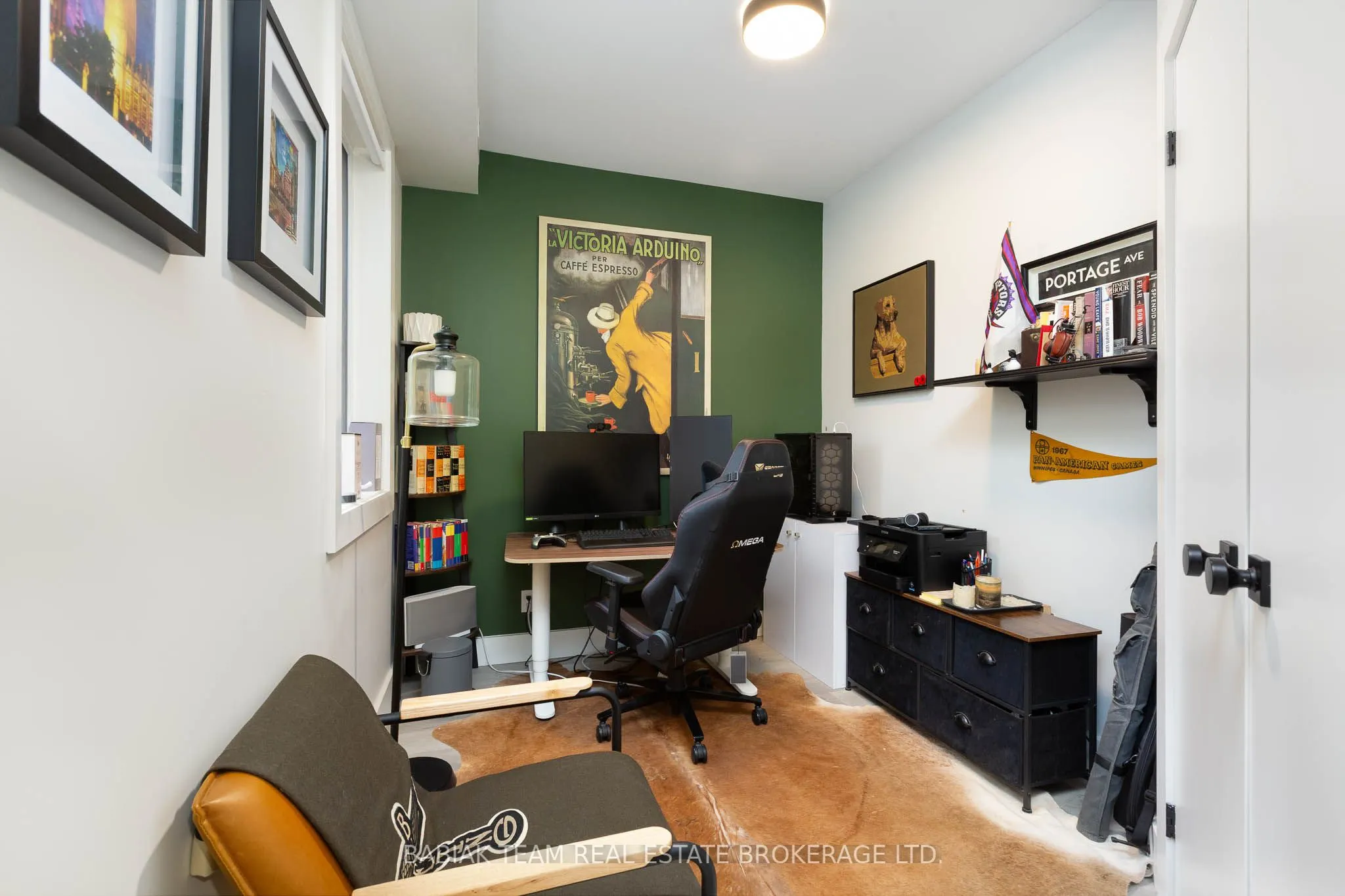57 Vine Avenue, #201