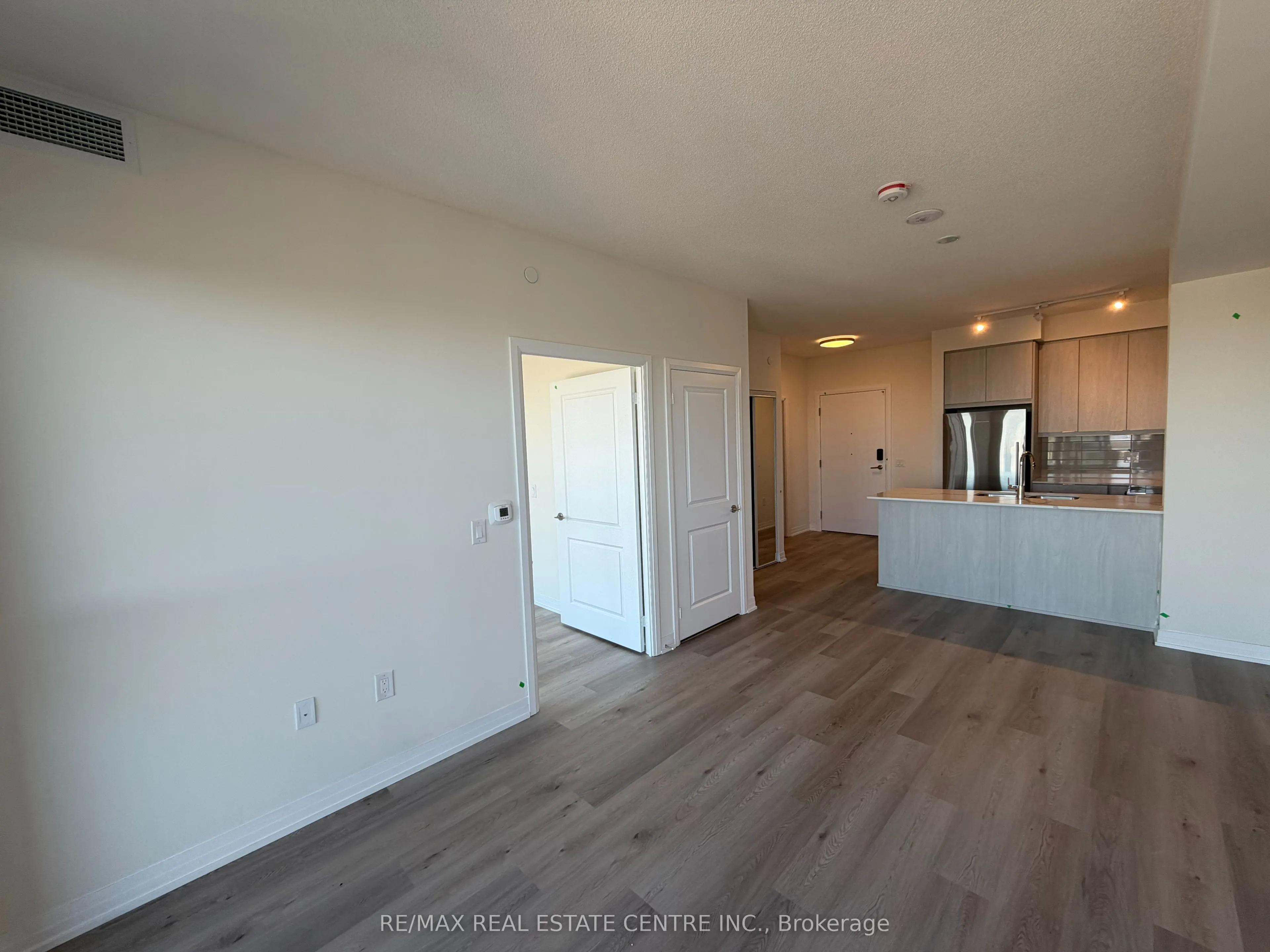15 Watergarden Drive, #2108