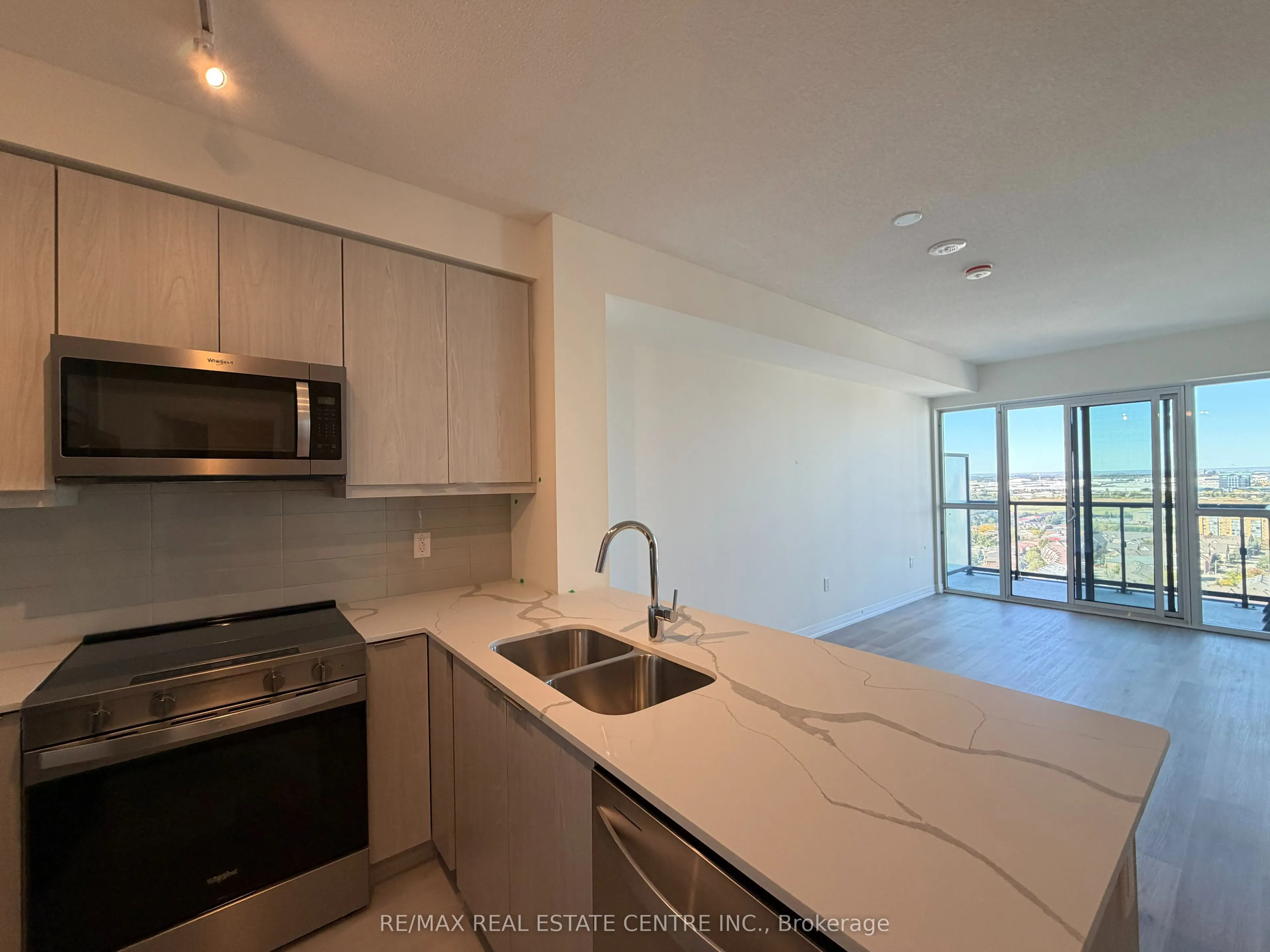 15 Watergarden Drive, #2108