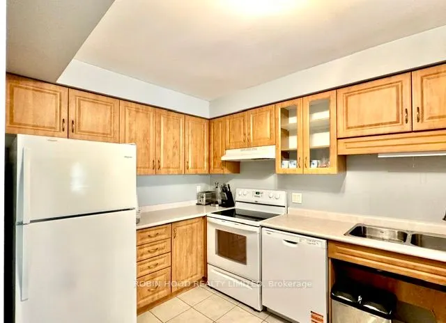 2881 Windwood Drive, #36