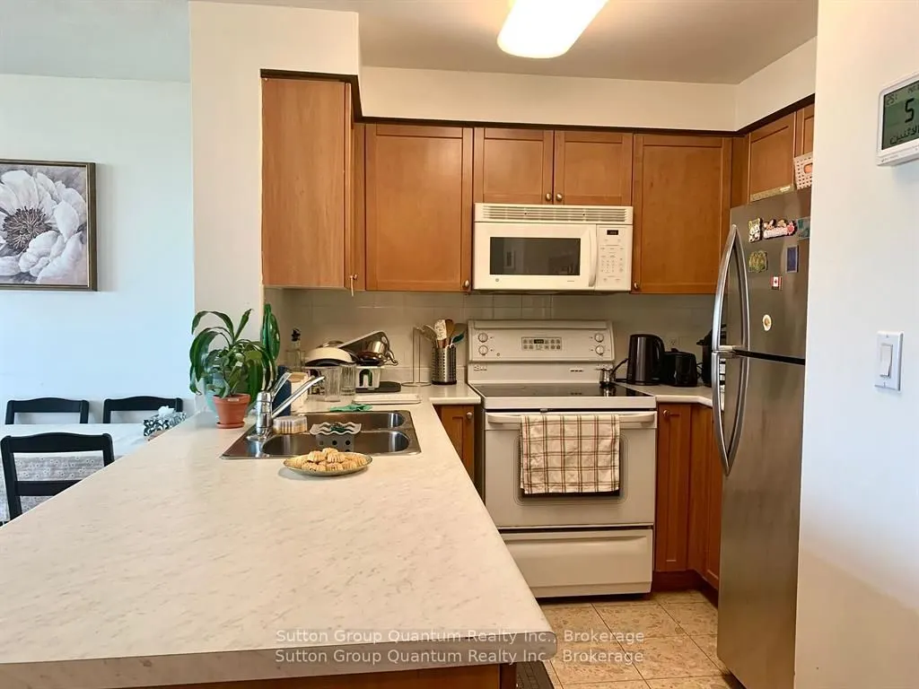 4879 Kimbermount Avenue, #PH7