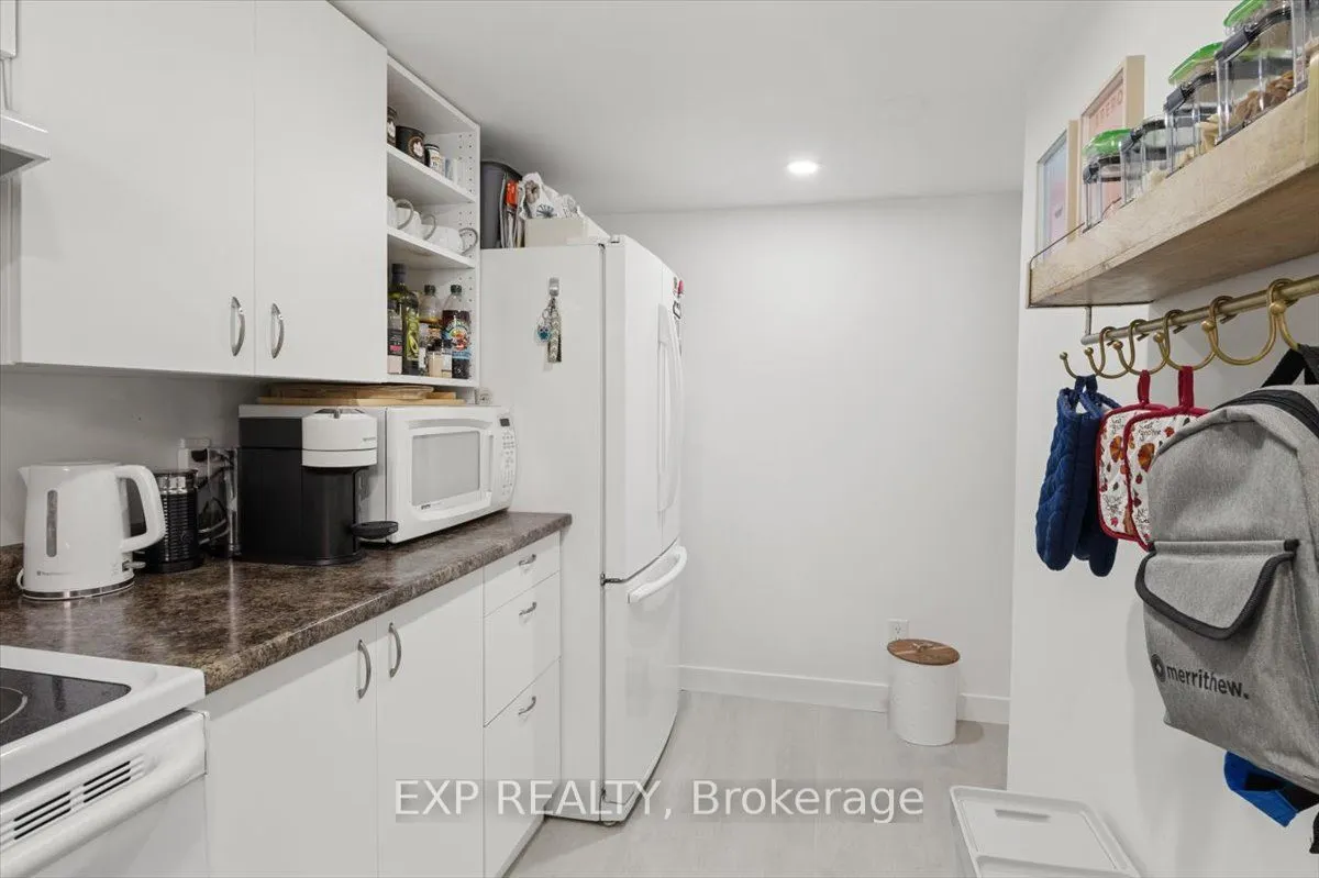 667 Wickens Avenue, #Lower