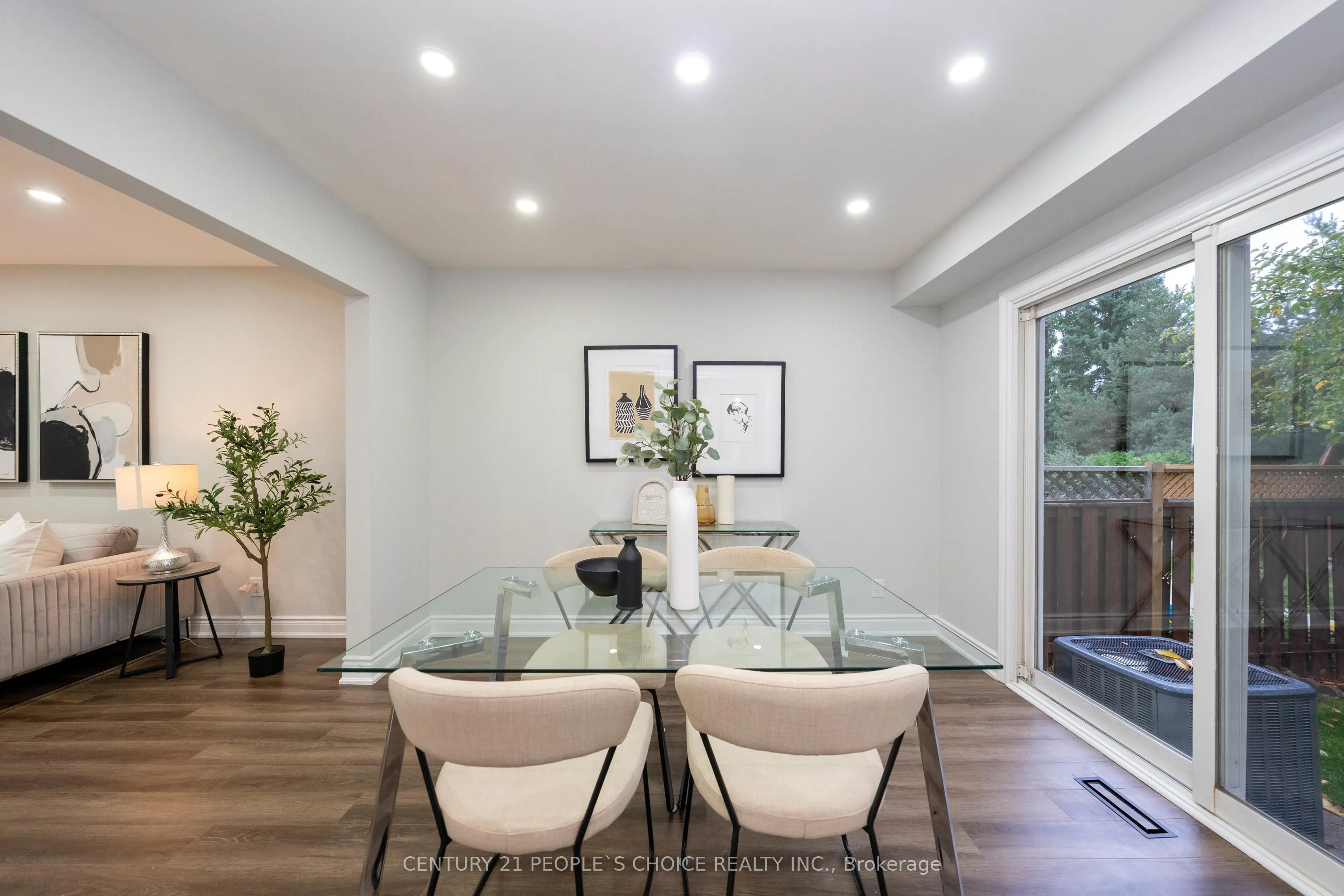 3242 Cambourne Crescent