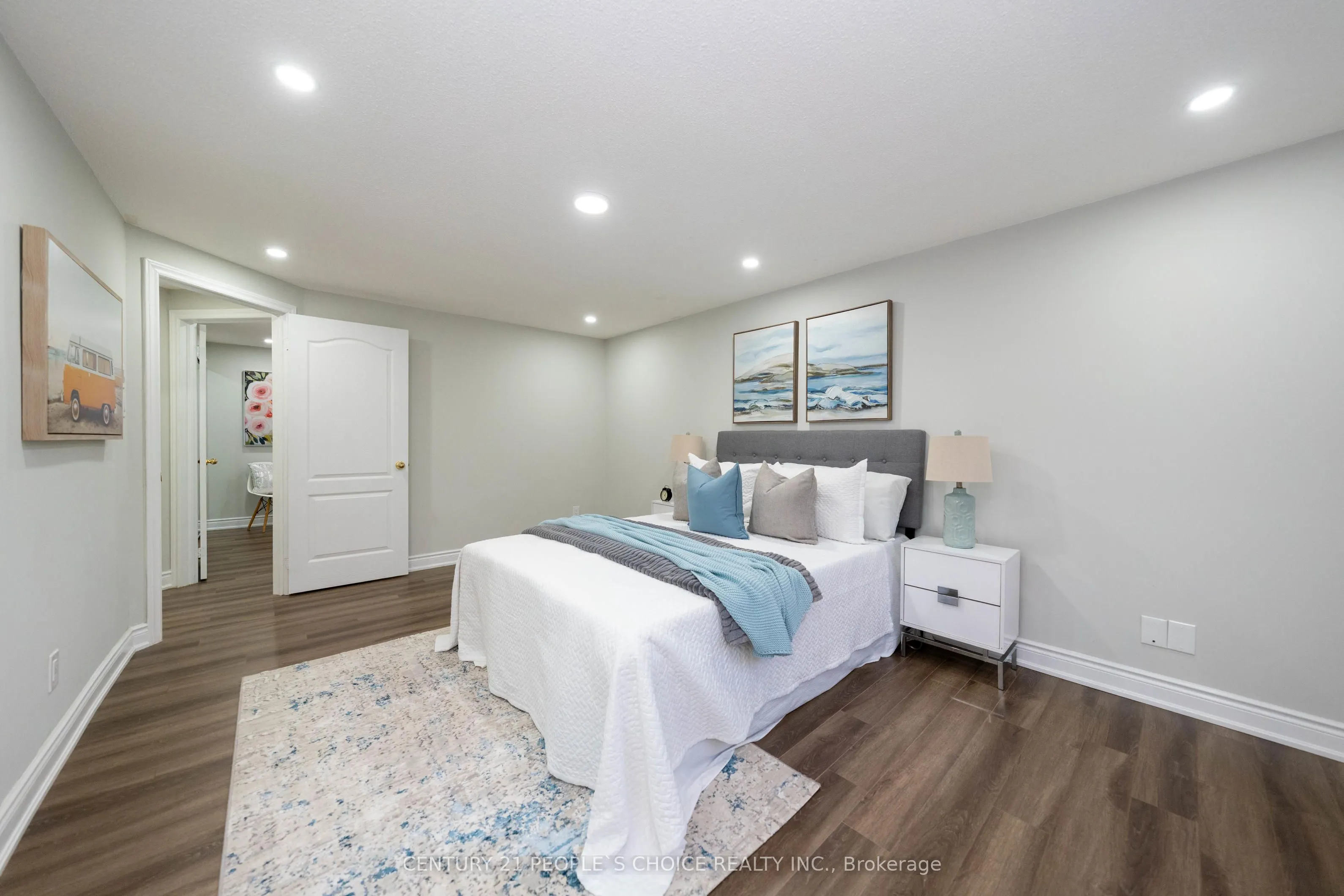 3242 Cambourne Crescent