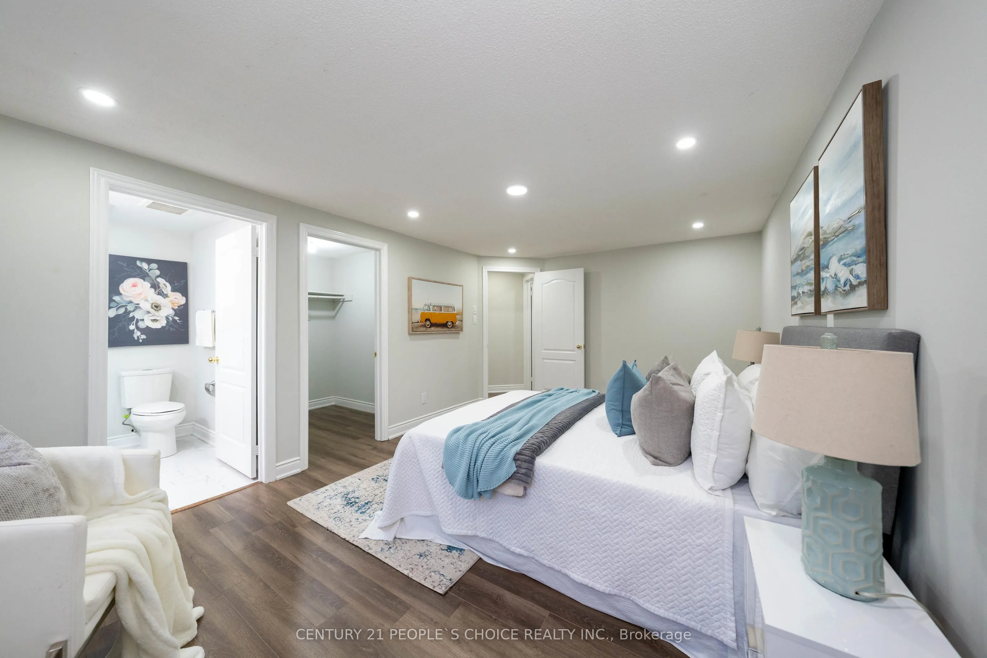 3242 Cambourne Crescent