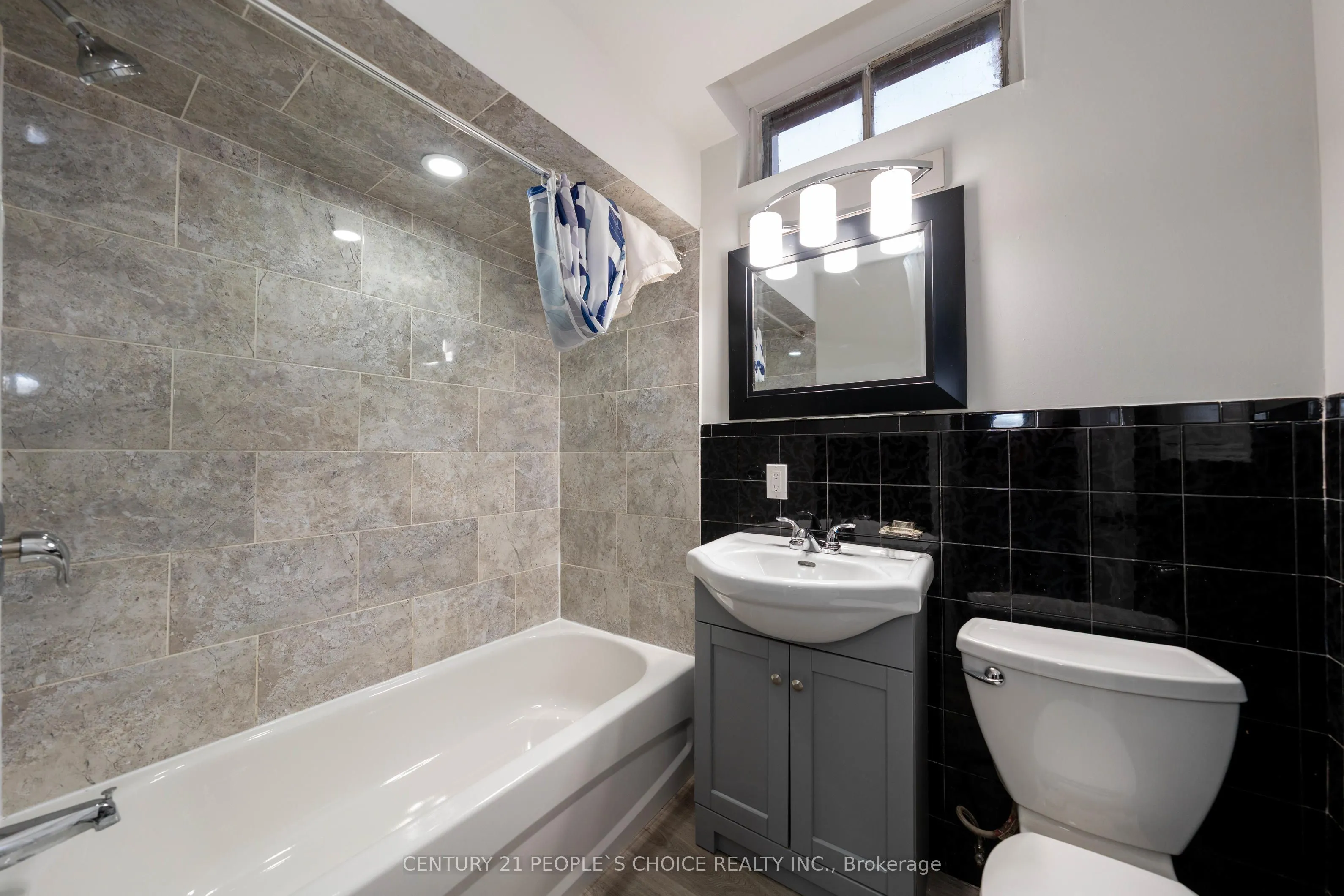 3242 Cambourne Crescent