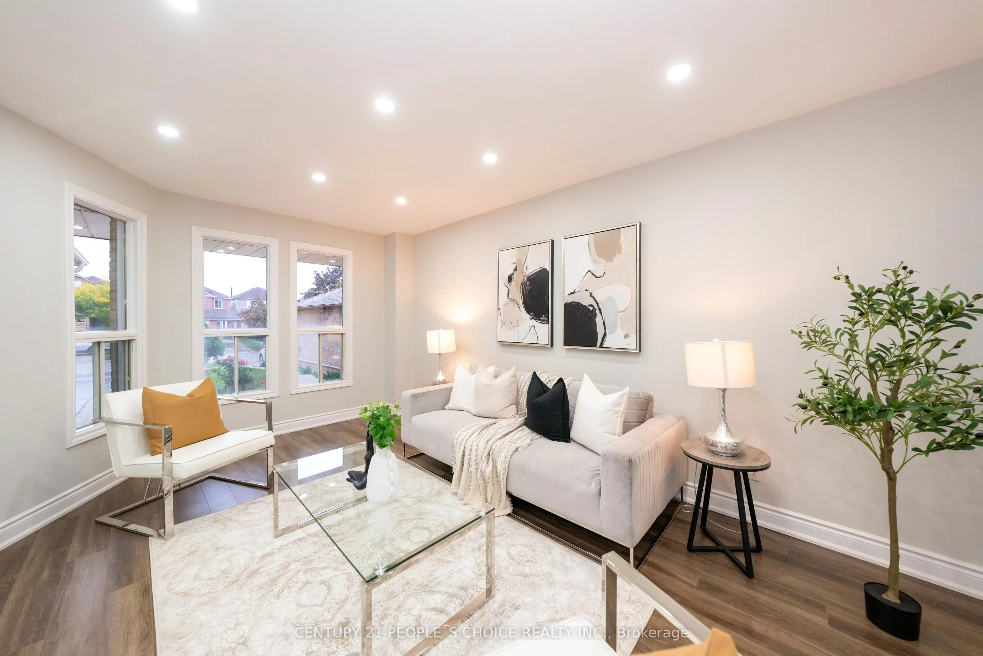 3242 Cambourne Crescent