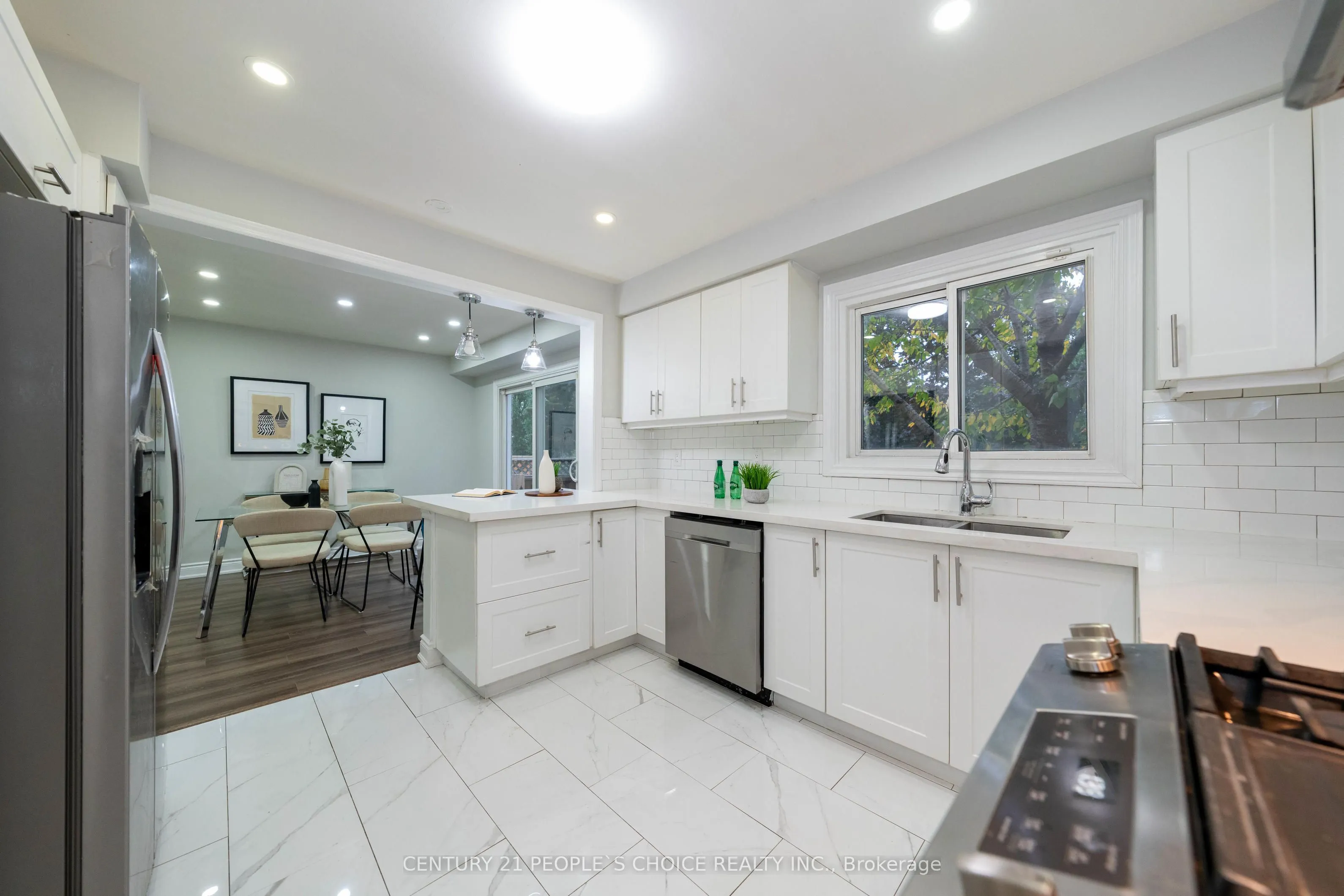 3242 Cambourne Crescent