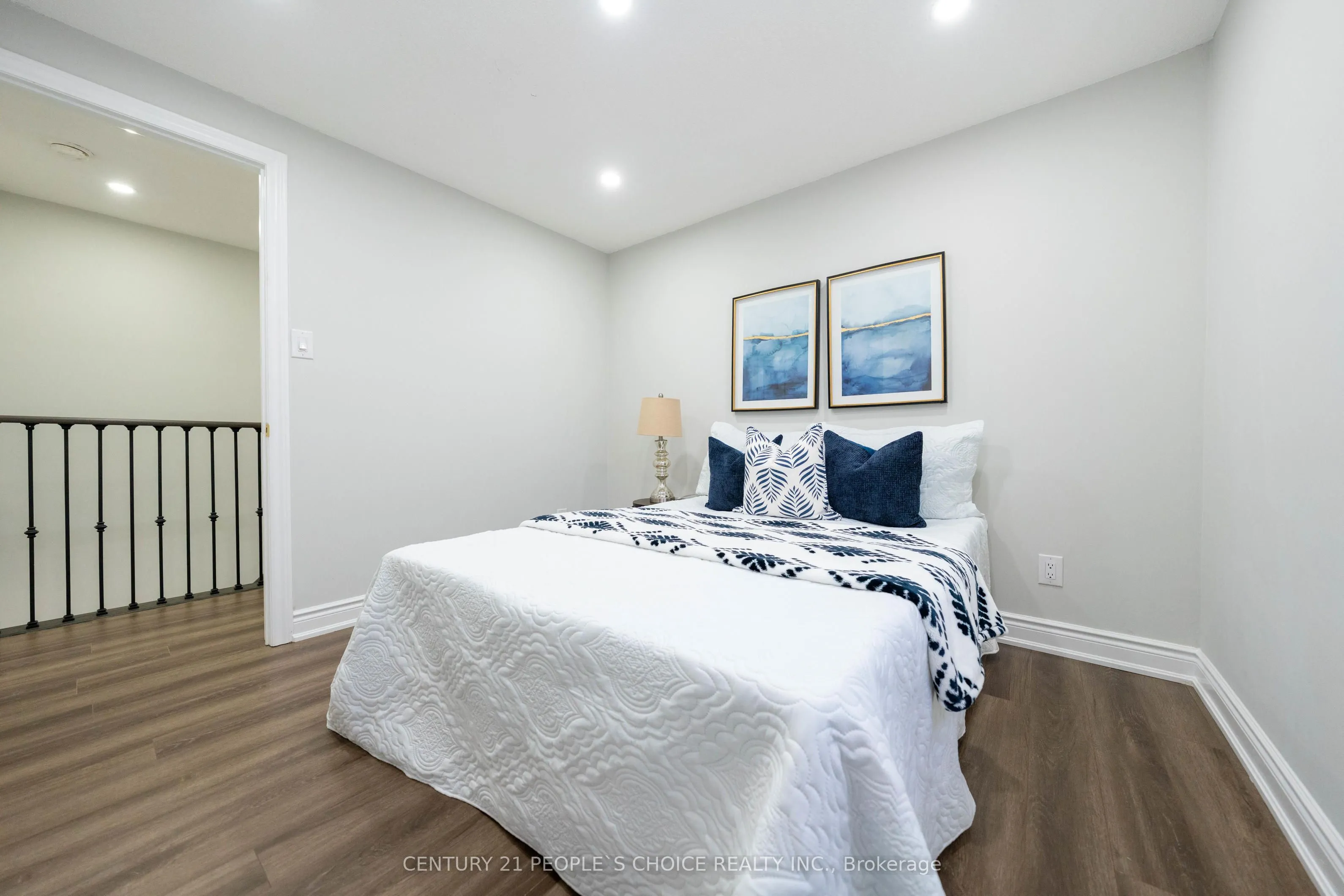 3242 Cambourne Crescent