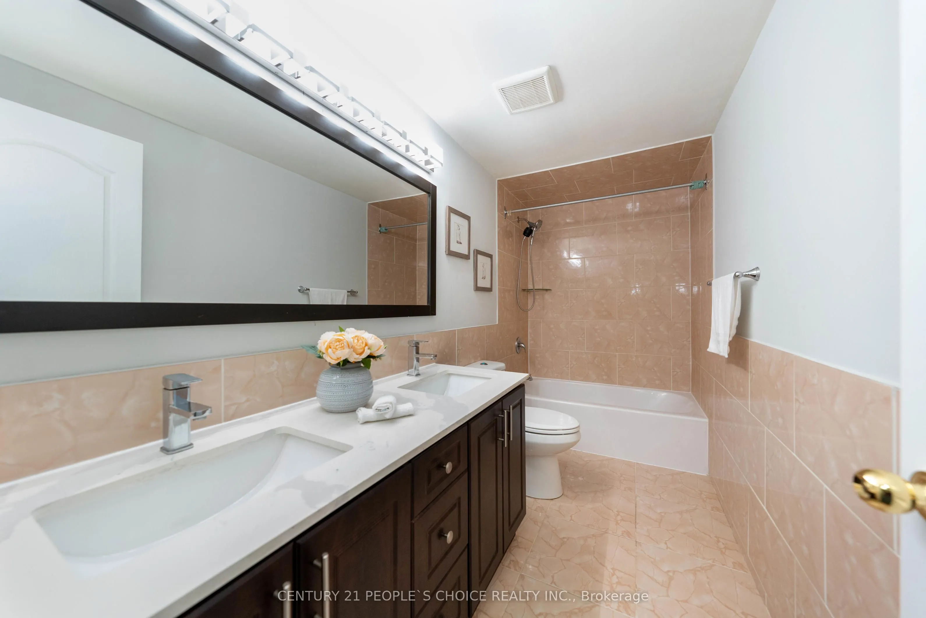 3242 Cambourne Crescent