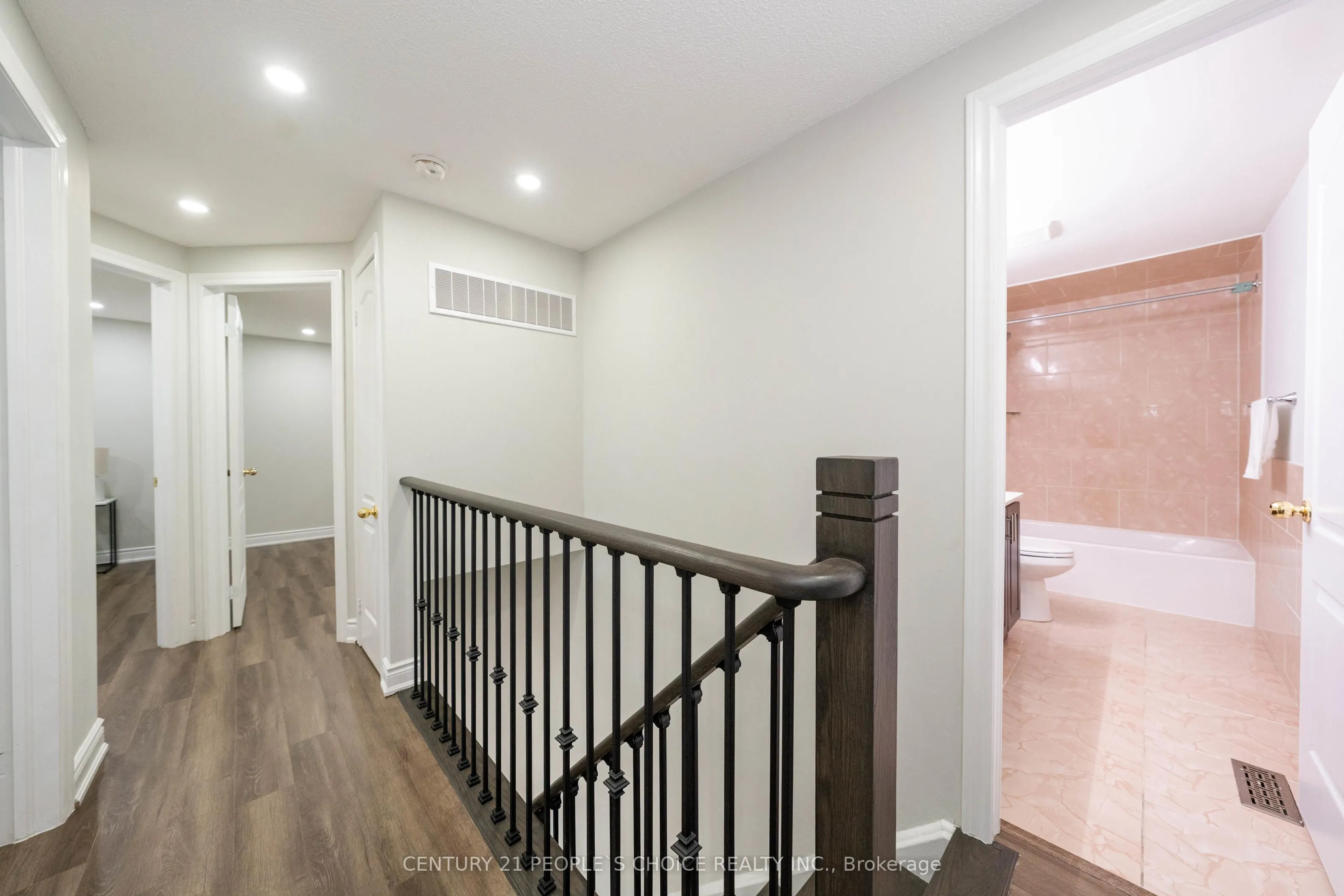 3242 Cambourne Crescent