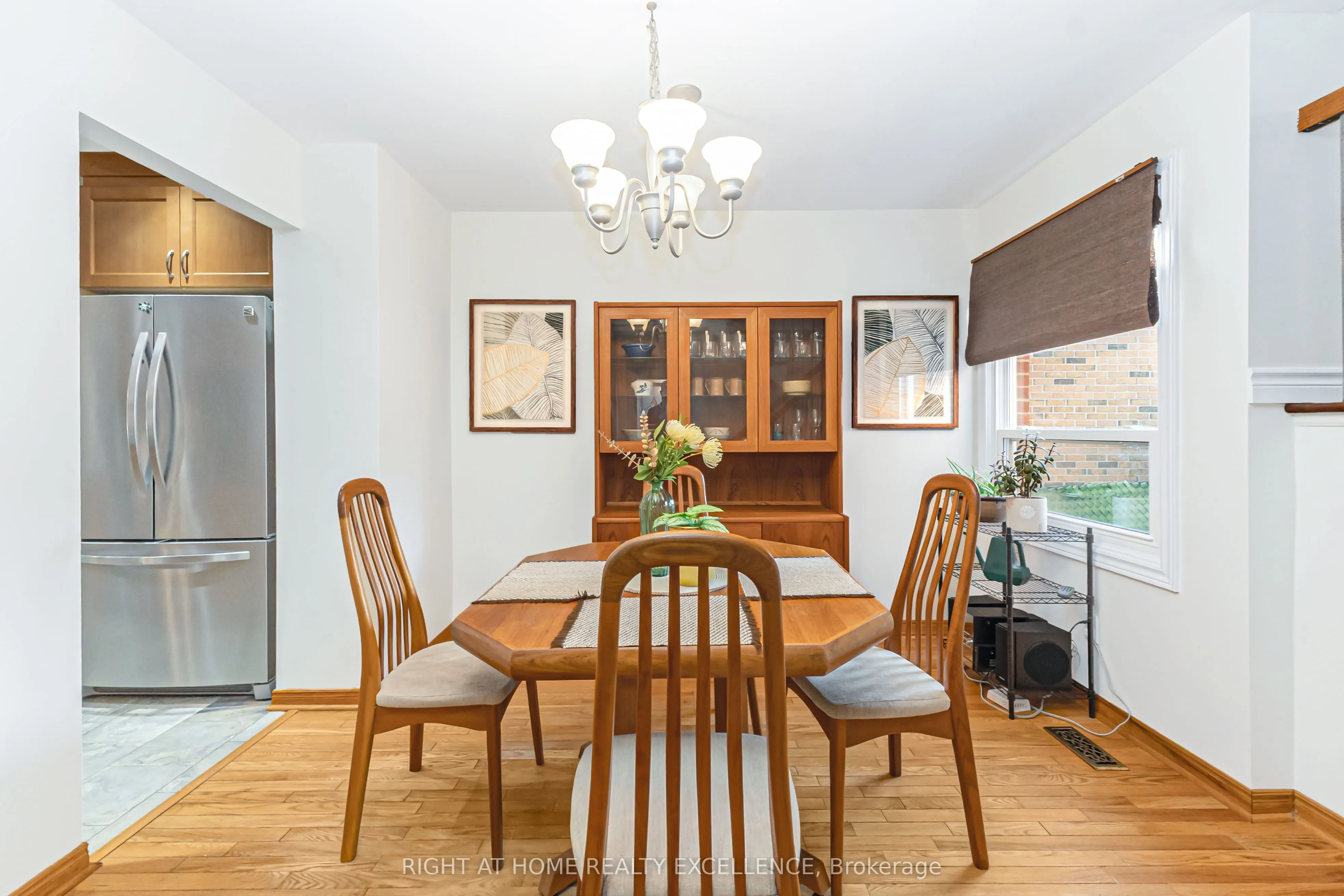 13 Simmons Boulevard