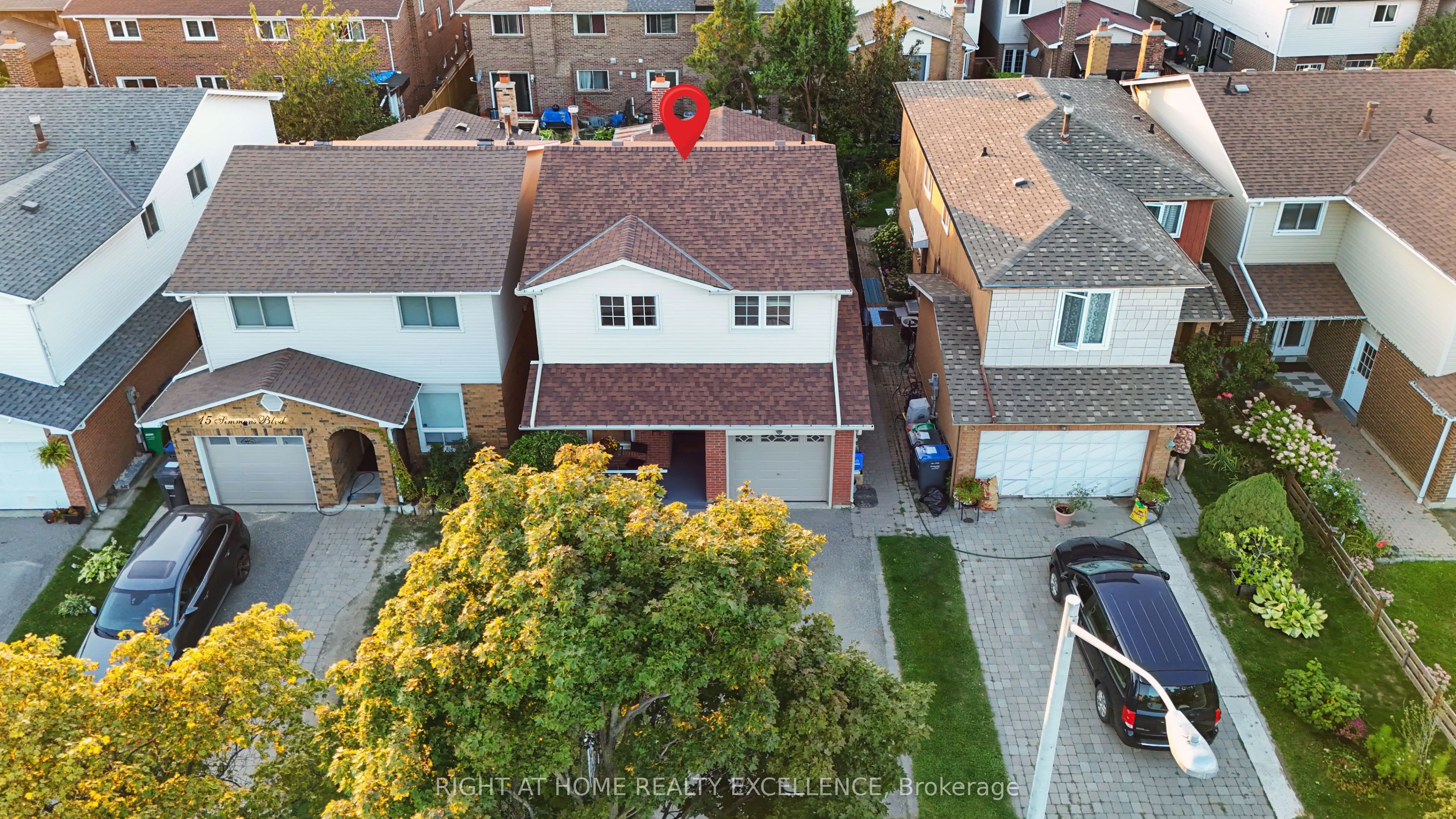 13 Simmons Boulevard
